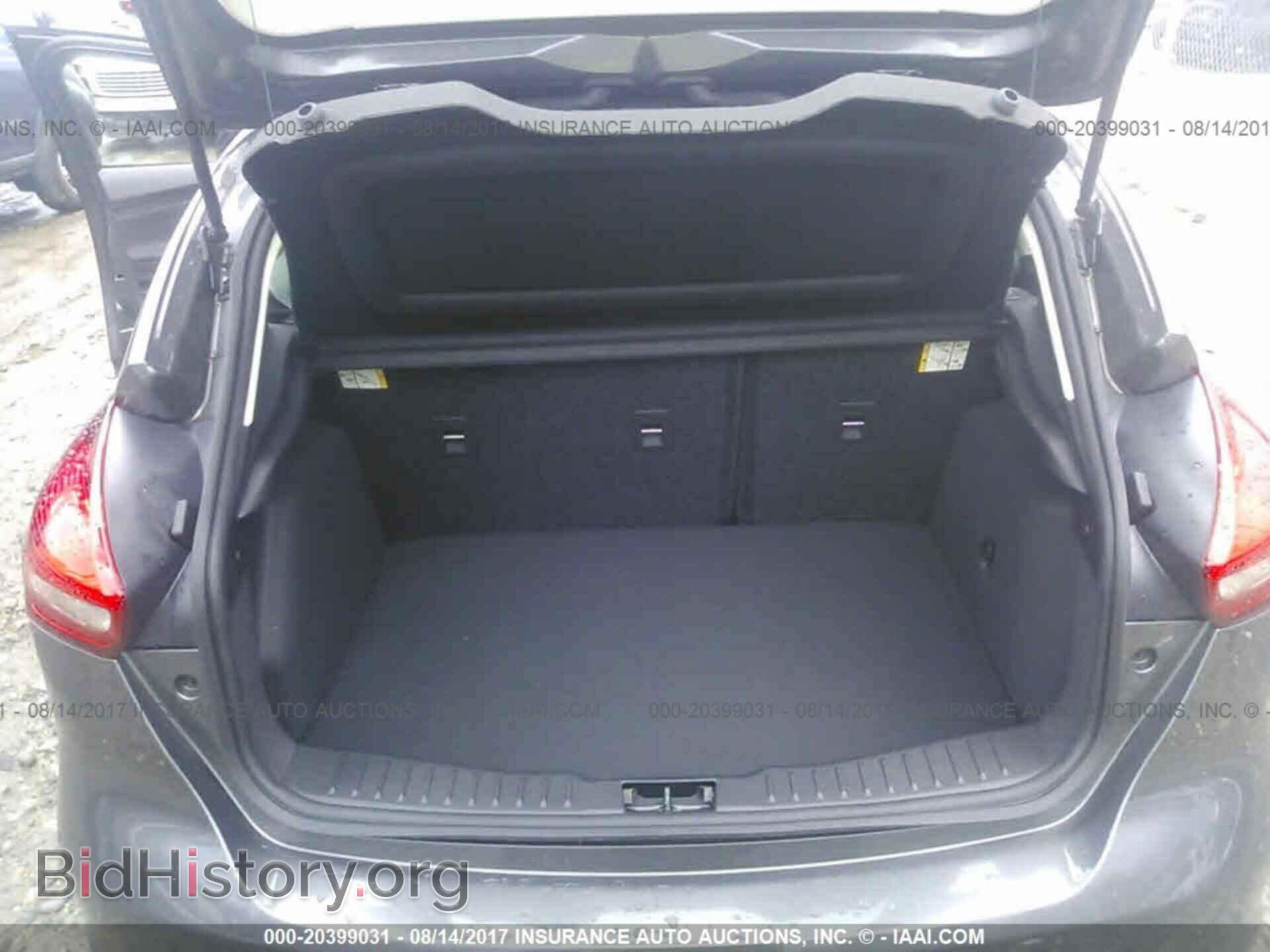 2015 Ford Focus - VIN: 1FADP3K28FL381509 - Photo 6