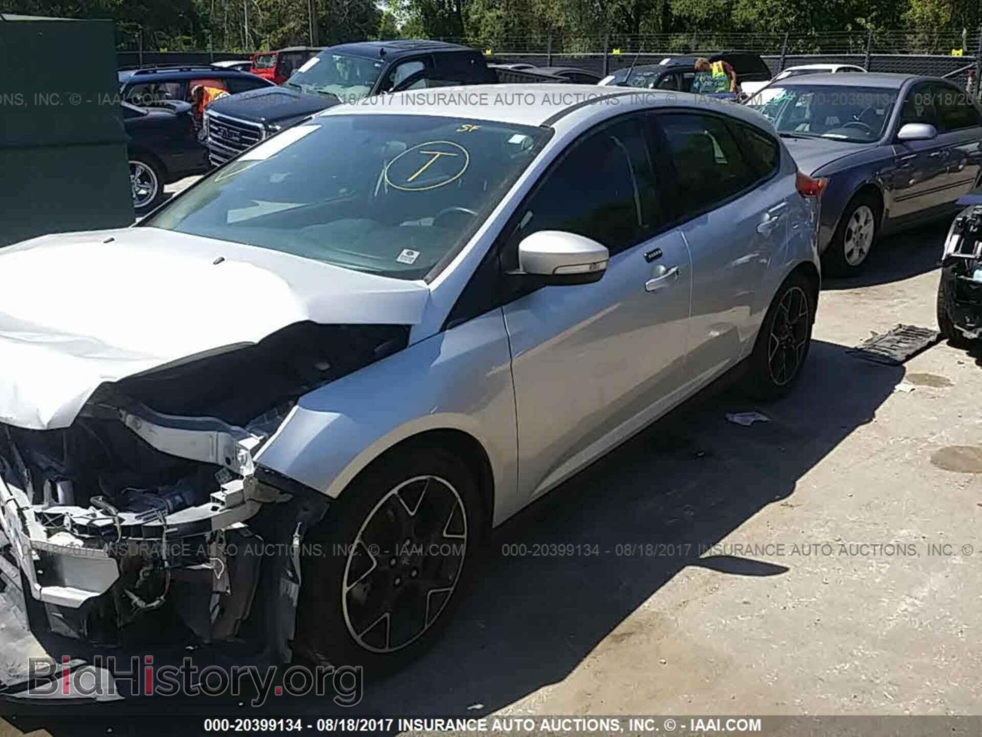 2014 Ford Focus - VIN: 1FADP3K20EL209442 - Фото 2