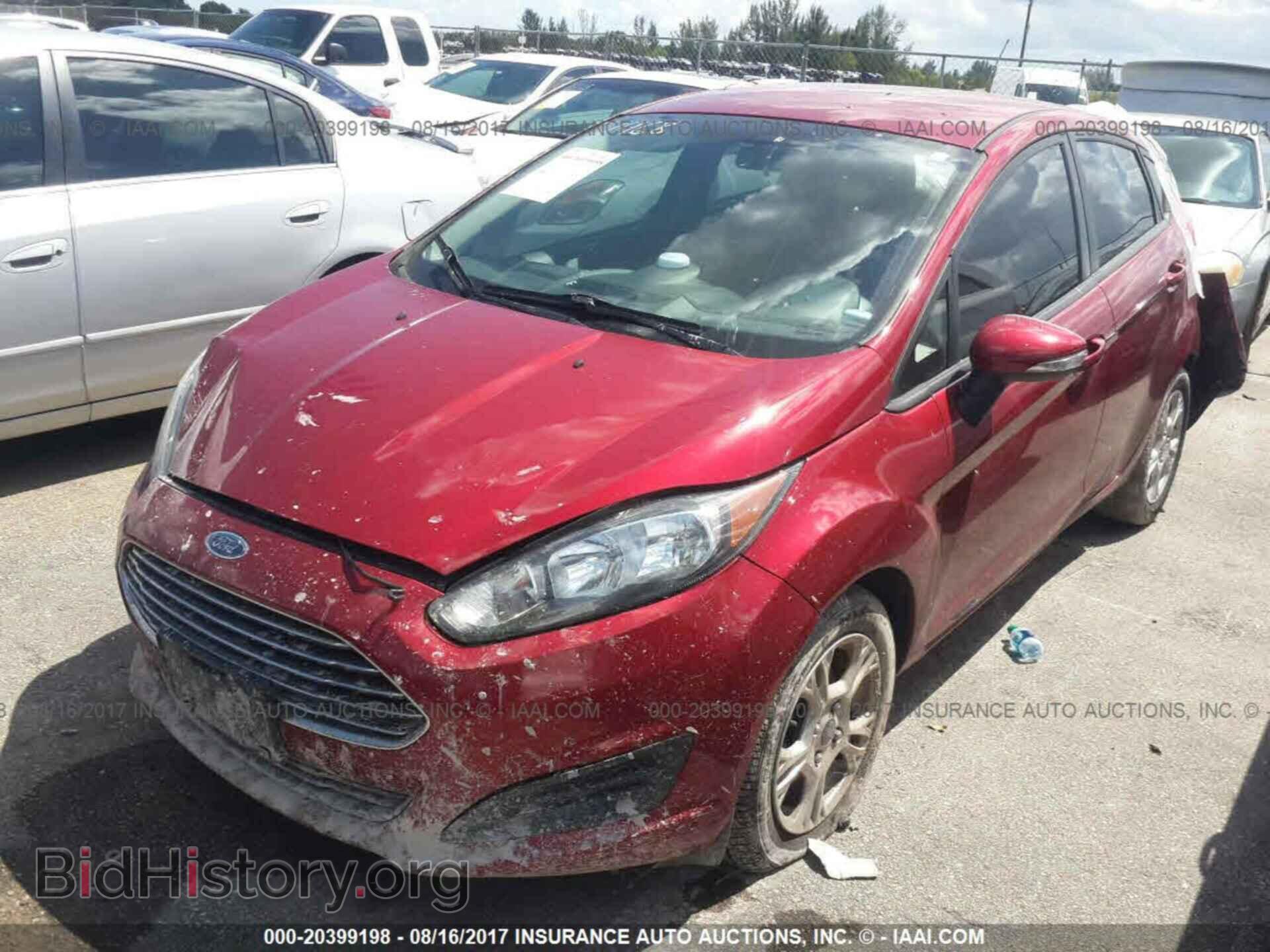 2014 Ford Fiesta - VIN: 3FADP4EJ3EM127468 - Фото 2