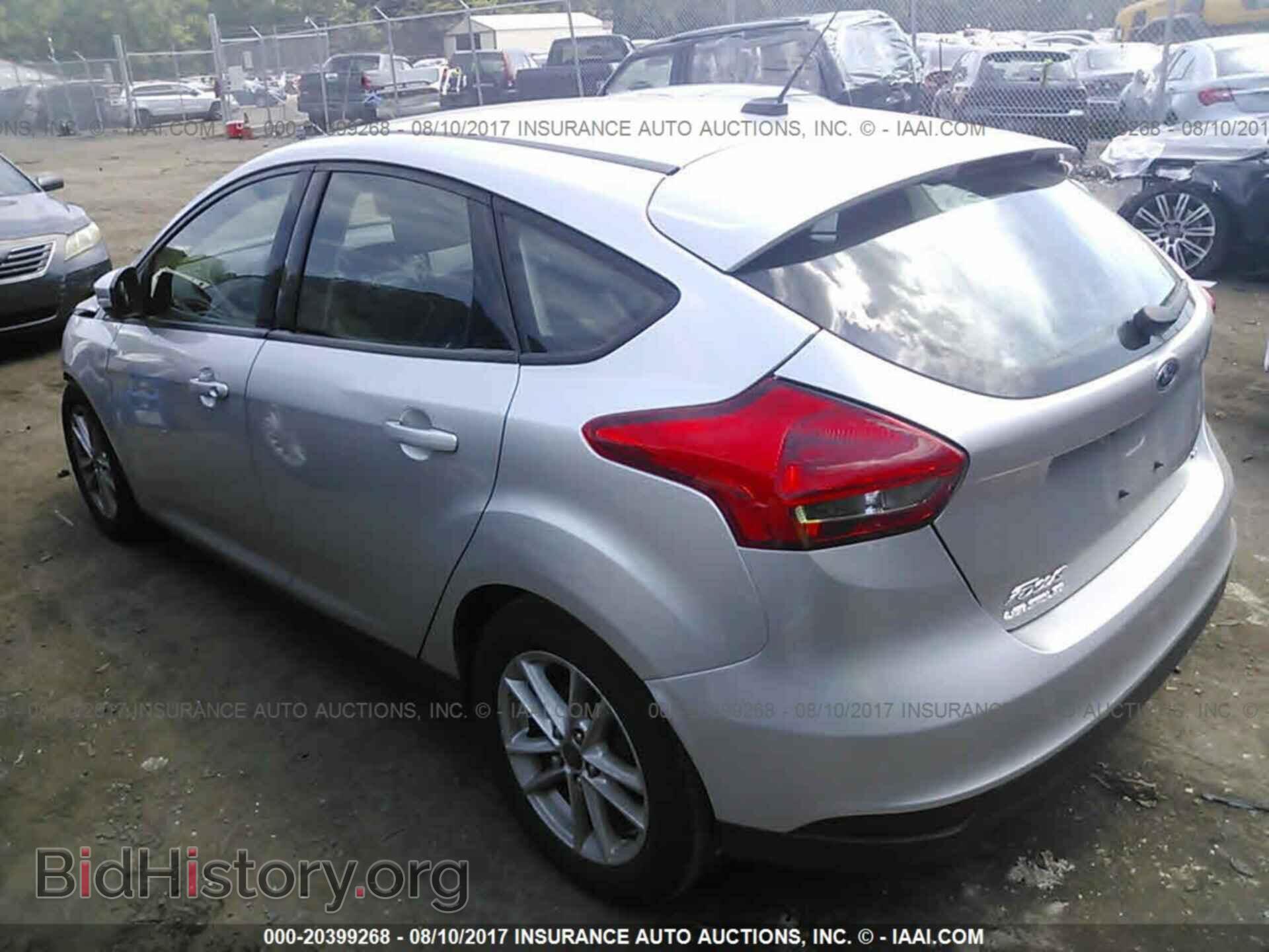 2016 Ford Focus - VIN: 1FADP3K24GL390015 - Фото 3