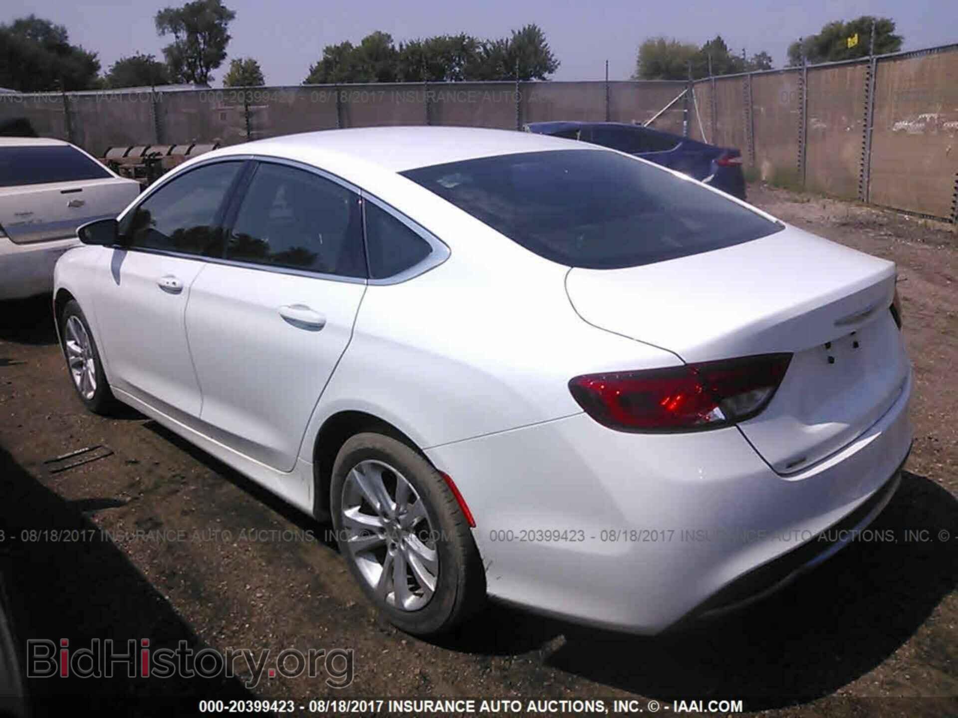 2015 Chrysler 200 - VIN: 1C3CCCABXFN574983 - Photo 3