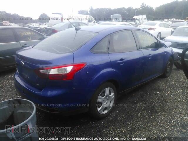 2012 Ford Focus - VIN: 1FAHP3F2XCL232266 - Photo 4