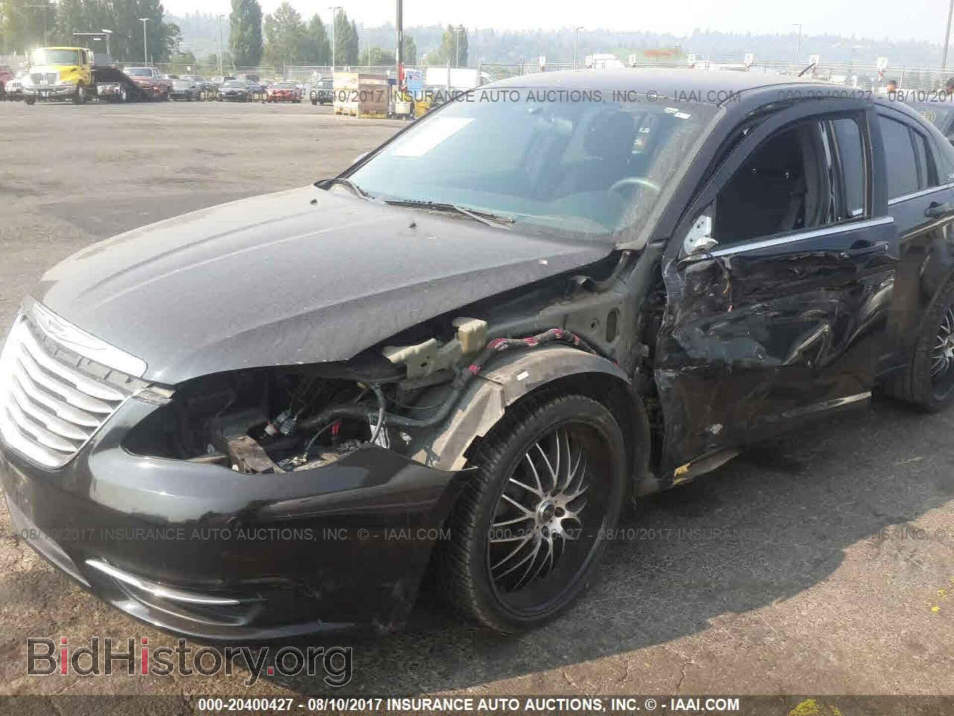 2013 Chrysler 200 - VIN: 1C3CCBAB5DN698411 - Фото 6