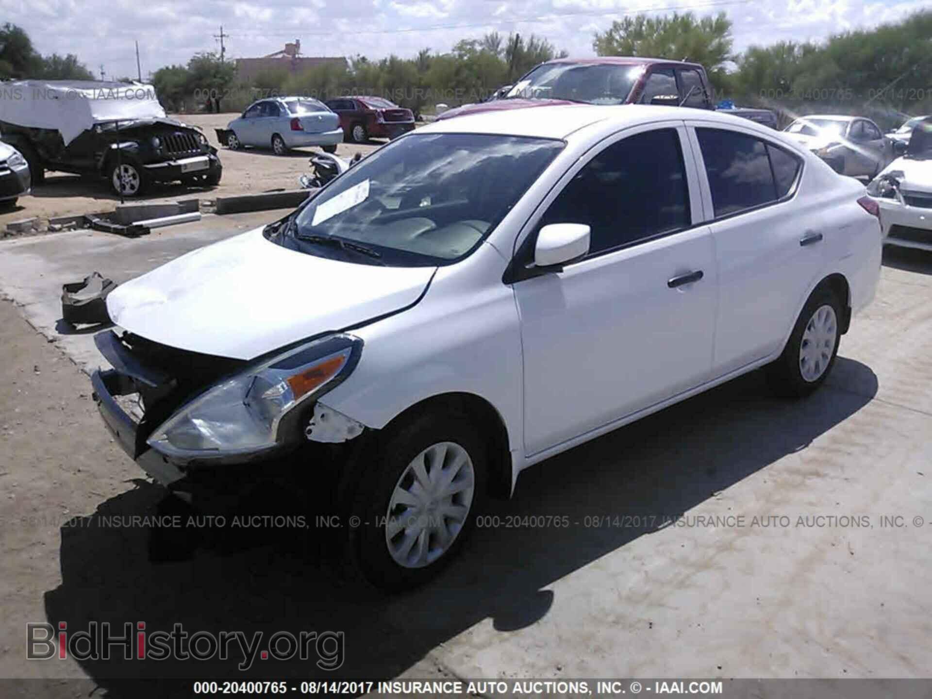 2017 Nissan Versa - VIN: 3N1CN7AP1HL850966 - Photo 2