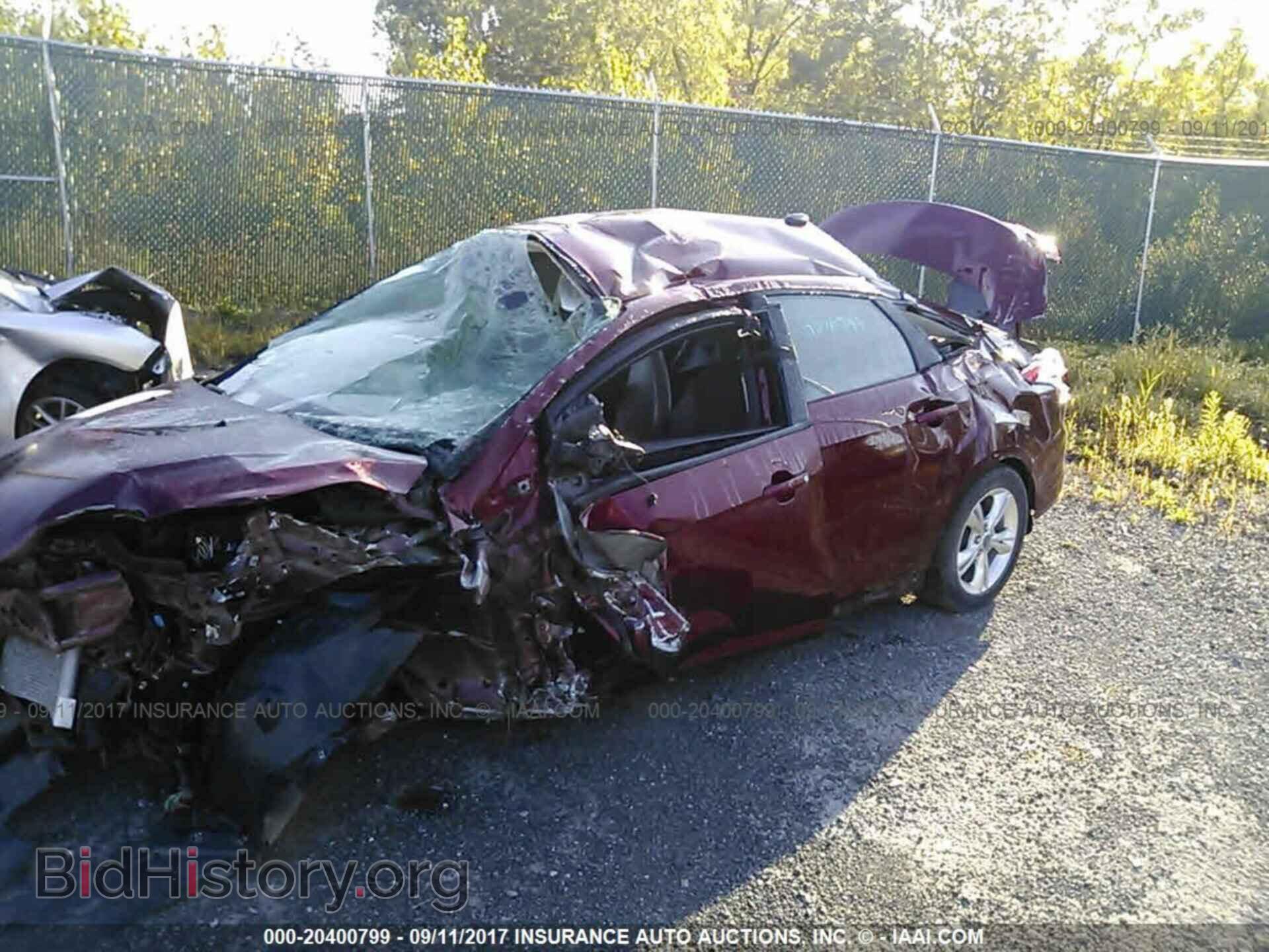 2013 Ford Focus - VIN: 1FADP3F20DL240330 - Фото 2