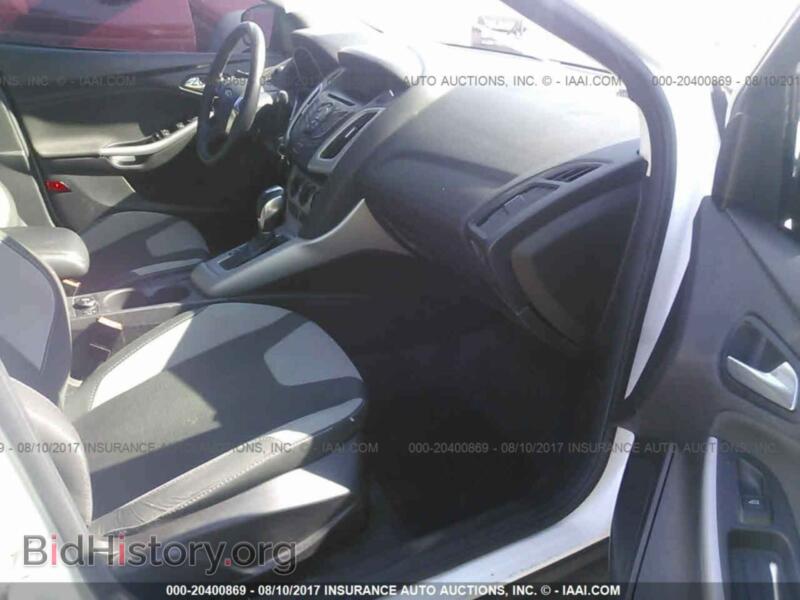 2012 Ford FOCUS (VIN 1FAHP3F20CL317763) — фото 5 из 10
