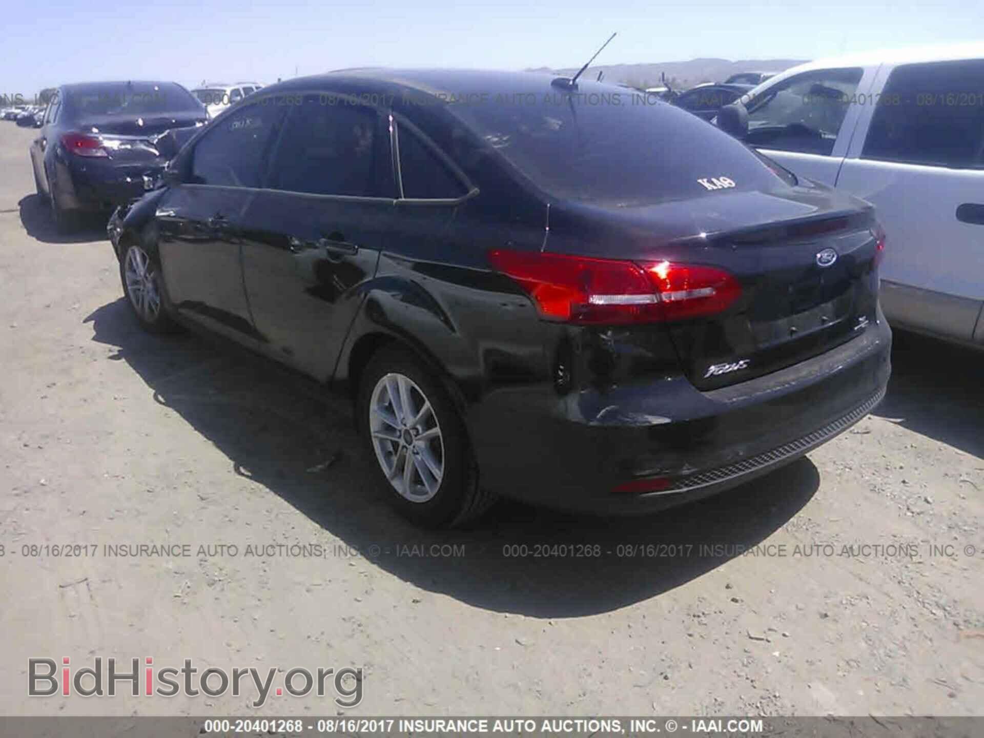 2015 Ford Focus - VIN: 1FADP3F2XFL221478 - Photo 3