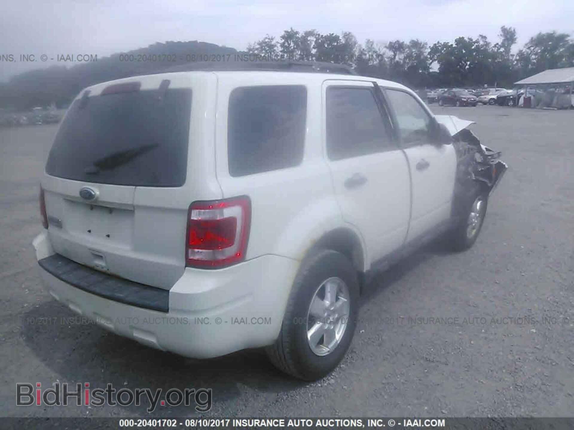 2011 Ford Escape - VIN: 1FMCU0D77BKA97290 - Фото 4