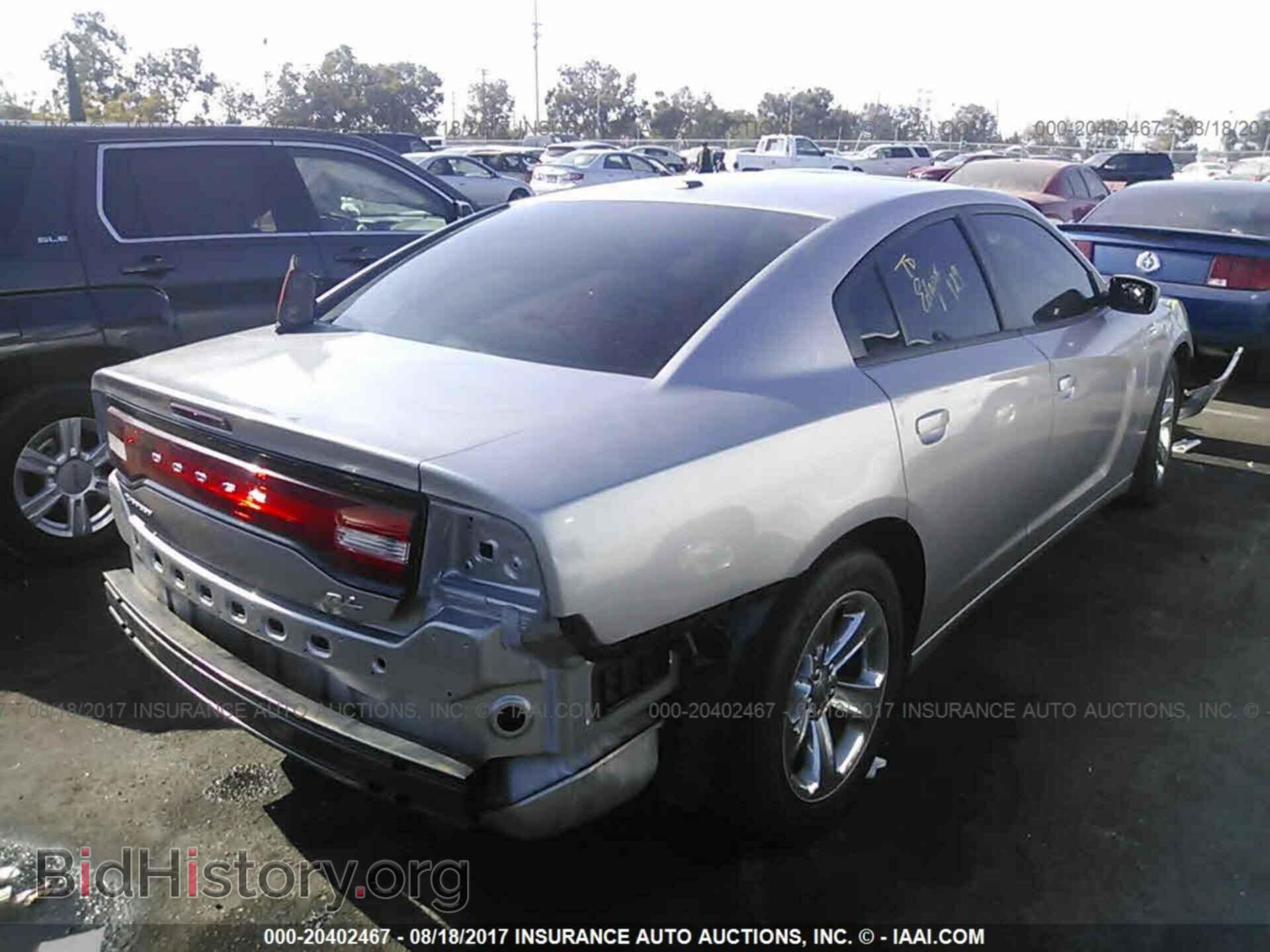 2013 Dodge Charger - VIN: 2C3CDXCT1DH717156 - Photo 4