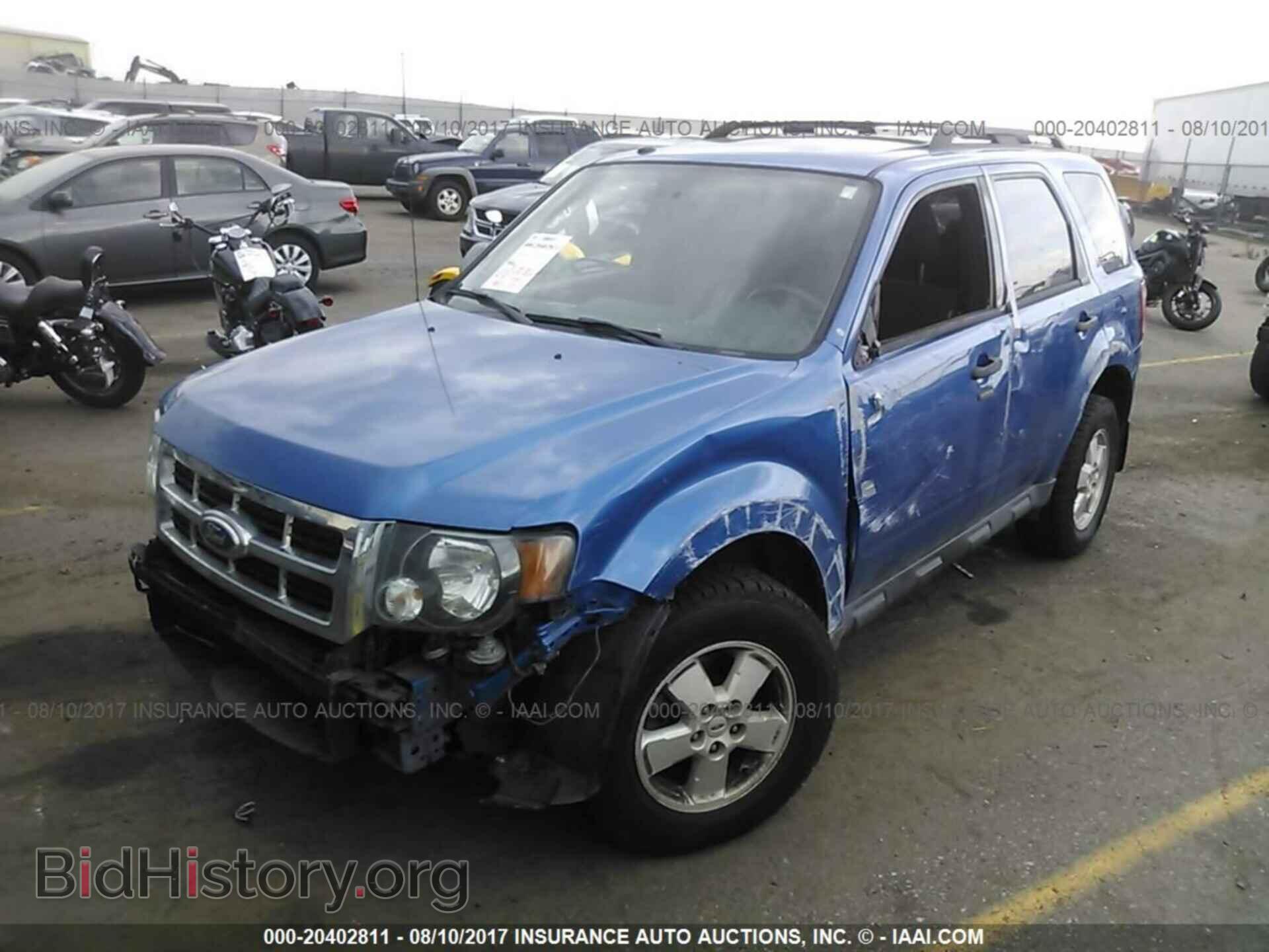 2012 Ford Escape - VIN: 1FMCU9DGXCKA06857 - Photo 2