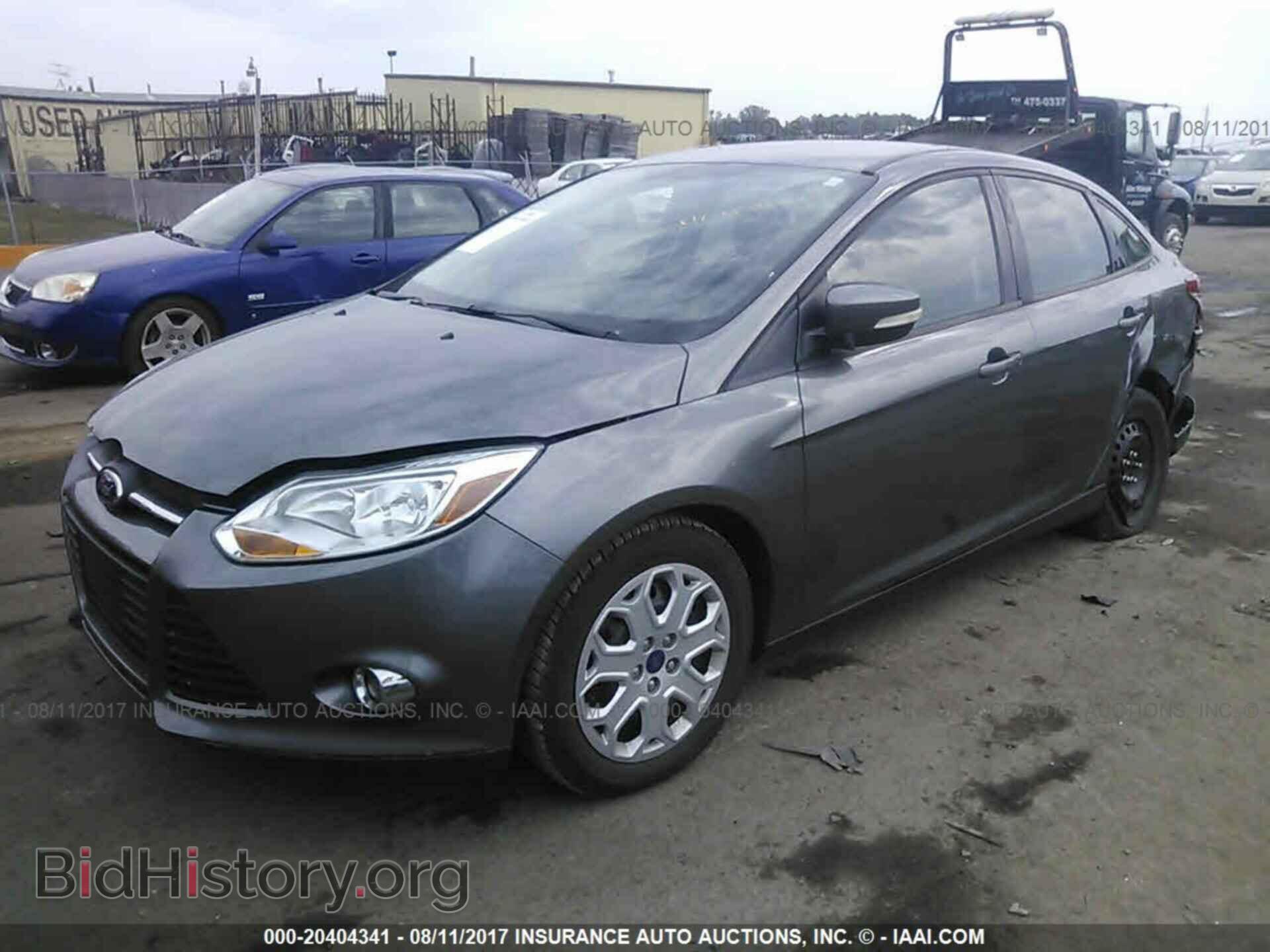 2012 Ford Focus - VIN: 1FAHP3F27CL448866 - Photo 2