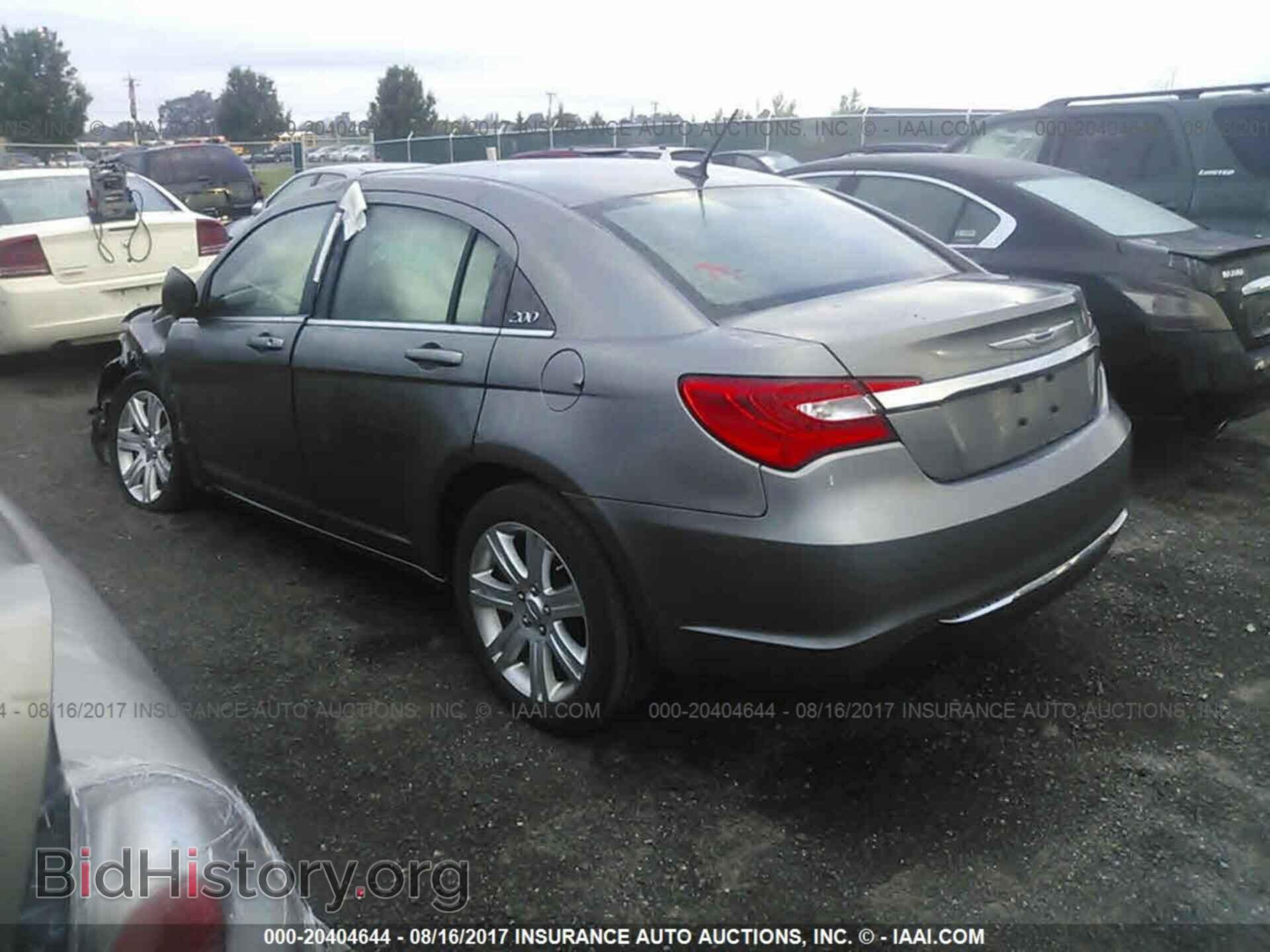 2013 Chrysler 200 - VIN: 1C3CCBBB3DN611670 - Photo 3