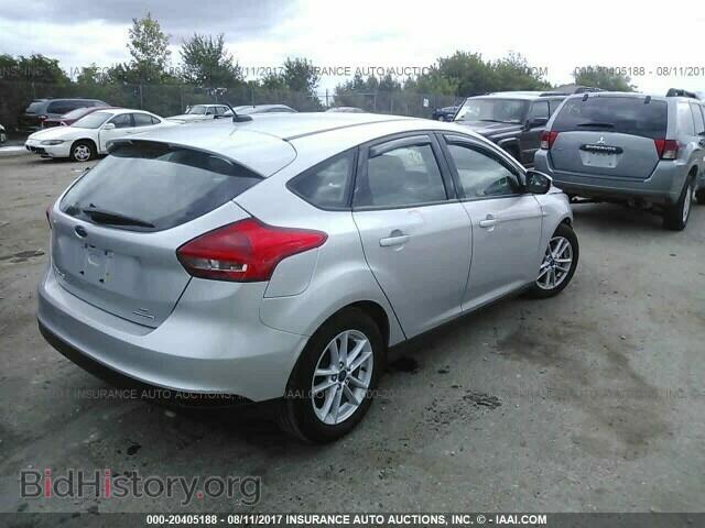 2016 Ford Focus - VIN: 1FADP3K20GL358050 - Photo 4