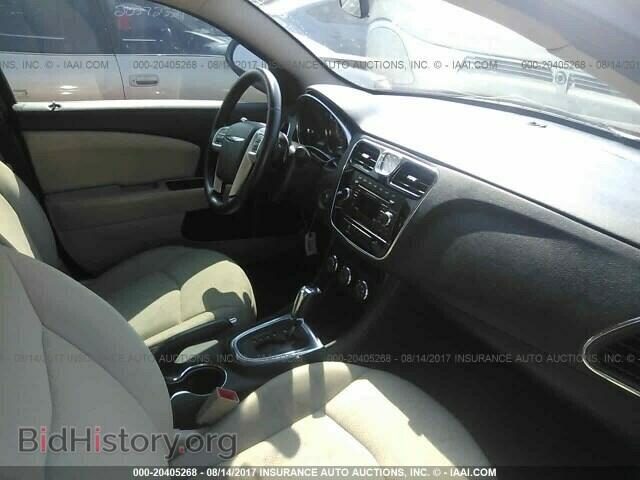 2014 Chrysler 200 - VIN: 1C3CCBBG1EN106529 - Фото 5