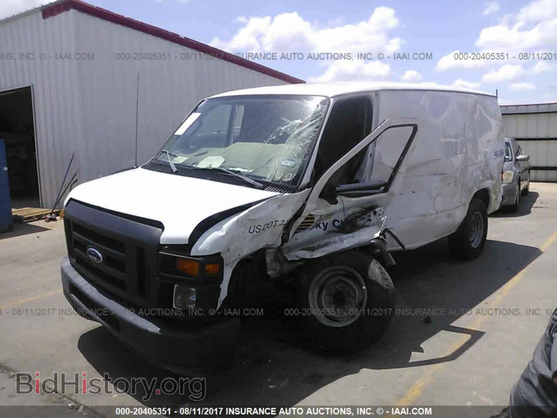 2011 Ford Econoline - VIN: 1FTNE2EW7BDB24696 - Photo 2