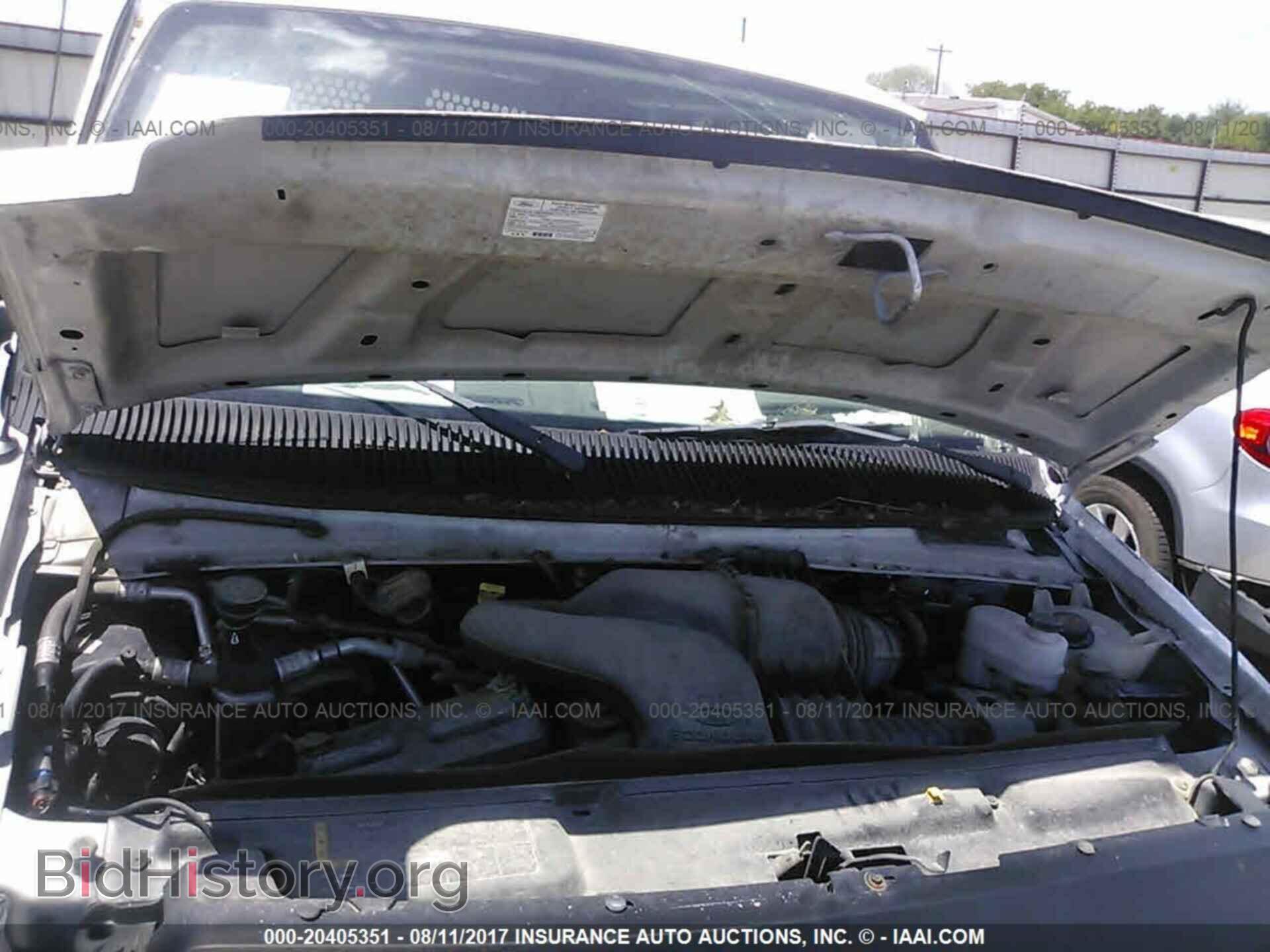 2011 Ford Econoline - VIN: 1FTNE2EW7BDB24696 - Photo 10