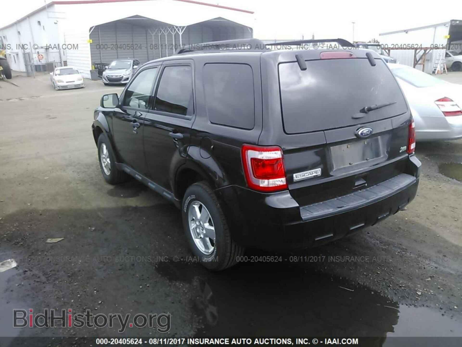 2011 Ford Escape - VIN: 1FMCU9DG9BKB72012 - Photo 3