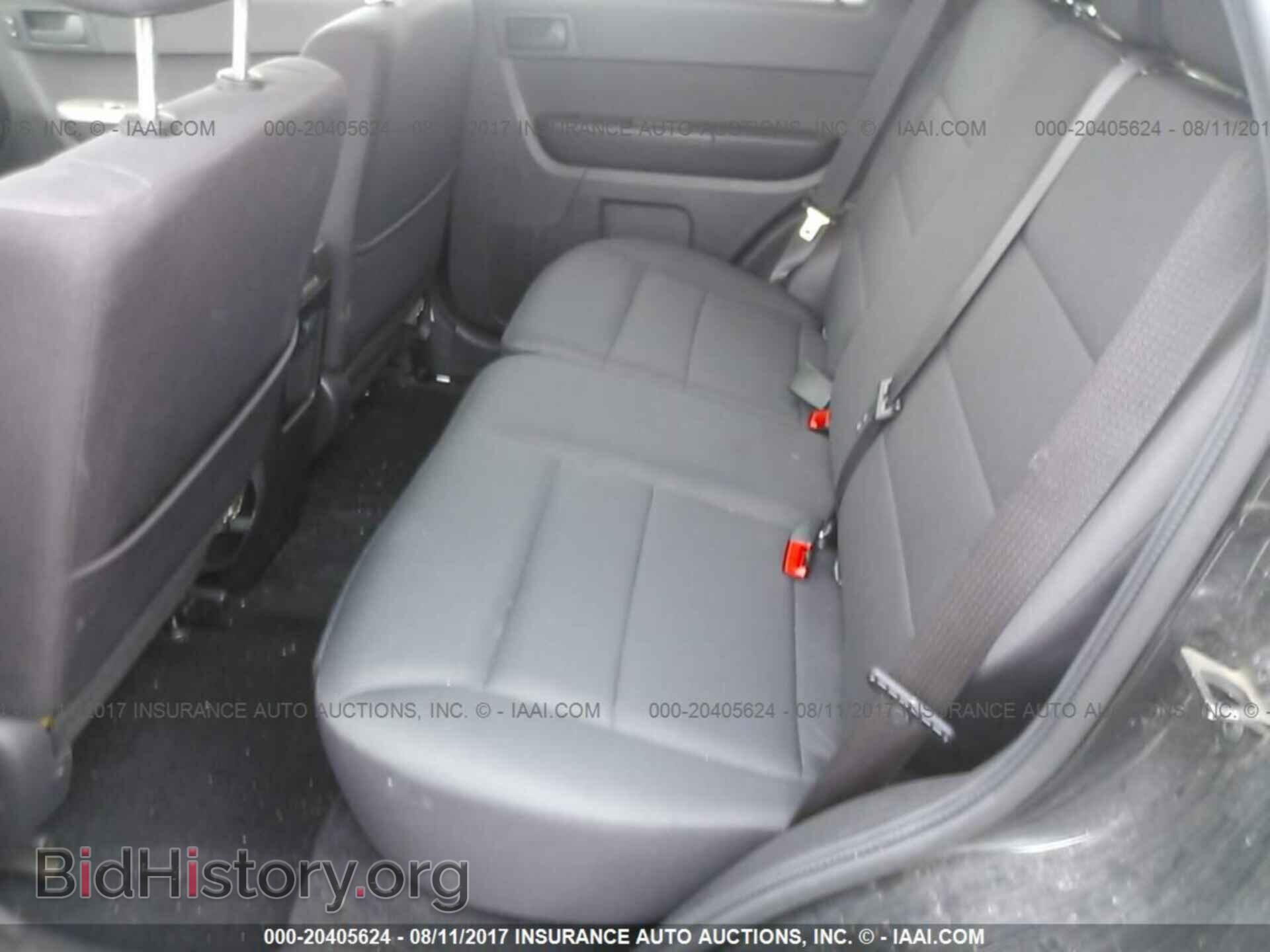 2011 Ford Escape - VIN: 1FMCU9DG9BKB72012 - Photo 8