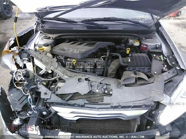 2013 Chrysler 200 - VIN: 1C3CCBAB9DN735010 - Photo 10