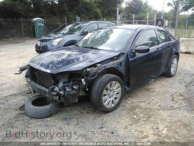 2013 Chrysler 200 - VIN: 1C3CCBAB8DN561107 - Photo 2