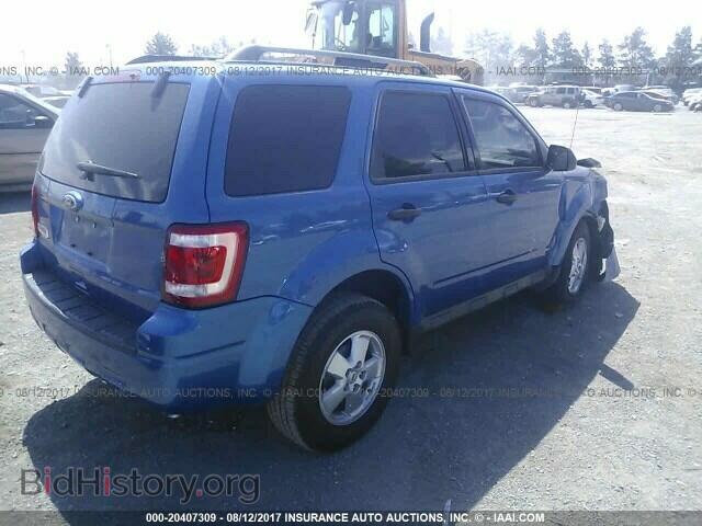 2011 Ford Escape - VIN: 1FMCU0D78BKA56246 - Photo 4