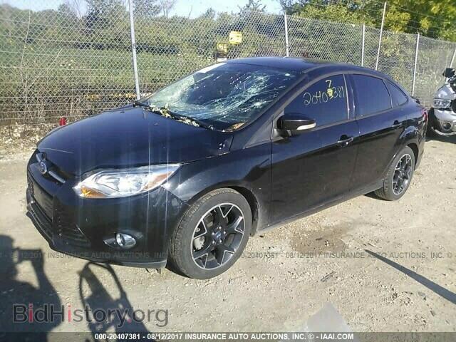 2012 Ford Focus - VIN: 1FAHP3F24CL391946 - Фото 2