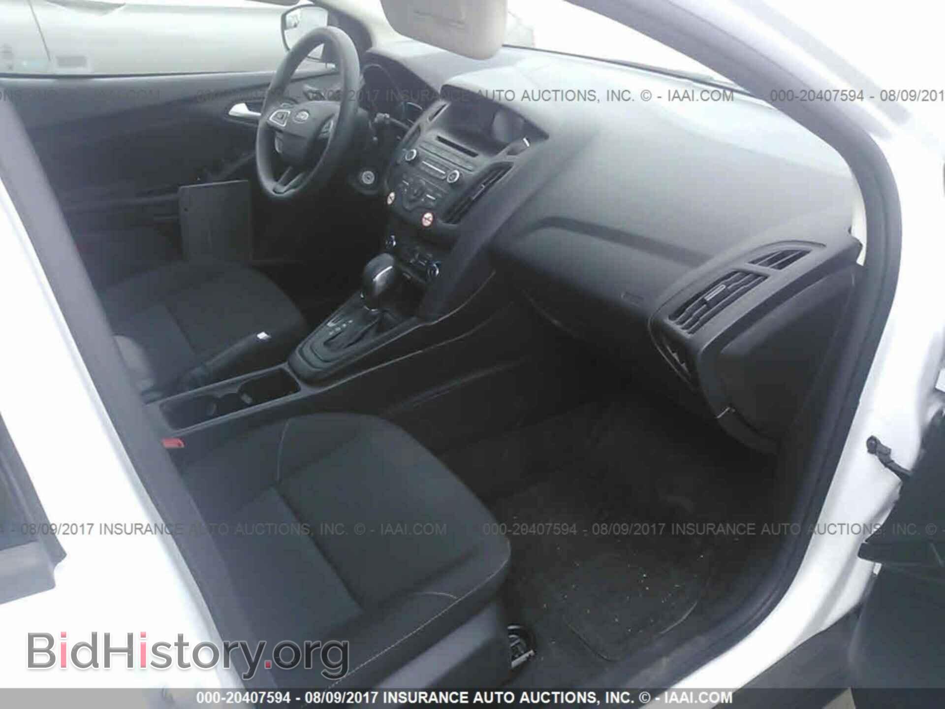 2017 Ford Focus - VIN: 1FADP3K27HL239283 - Photo 5