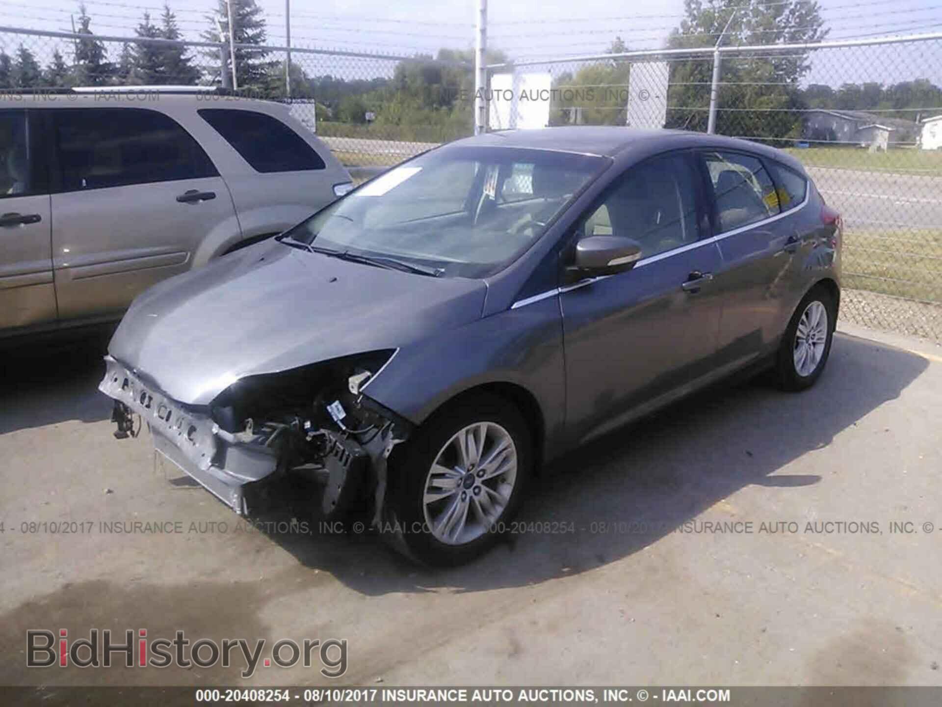 2012 Ford Focus - VIN: 1FAHP3M24CL150830 - Photo 2