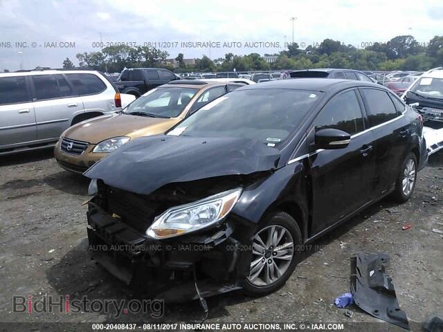 2012 Ford Focus - VIN: 1FAHP3H25CL334376 - Photo 2