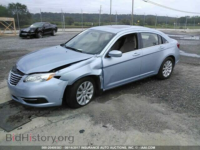 2014 Chrysler 200 - VIN: 1C3CCBBB8EN191244 - Photo 2