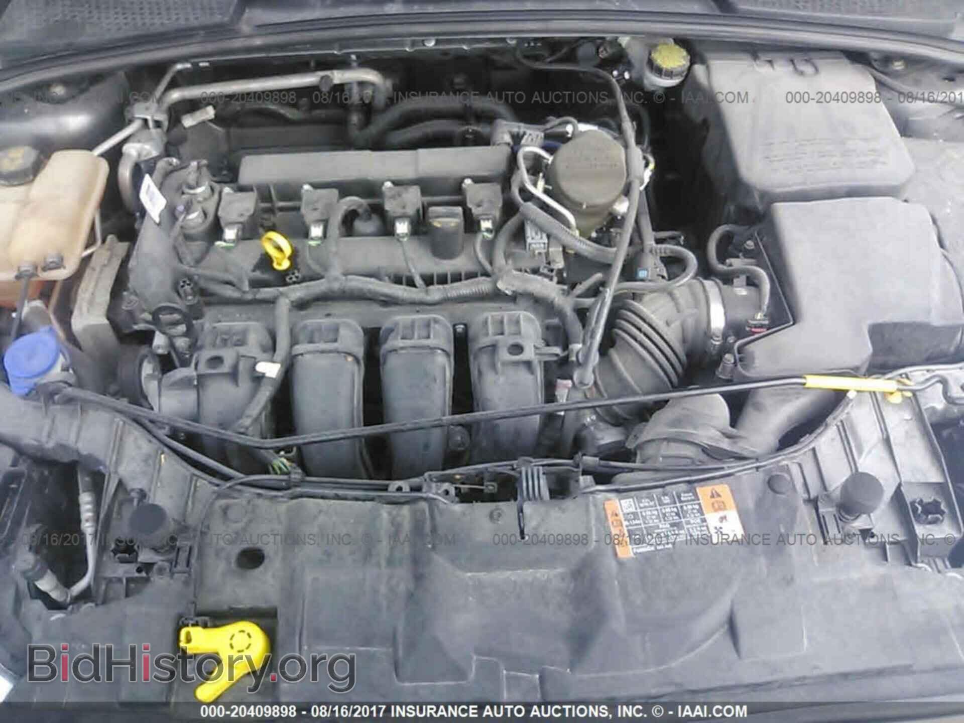 2015 Ford Focus - VIN: 1FADP3F25FL301545 - Photo 10