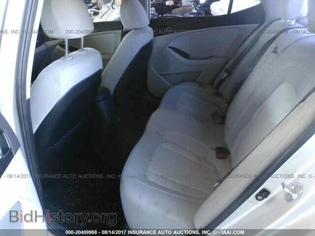2011 Kia Optima - VIN: KNAGM4A74B5136009 - Photo 8