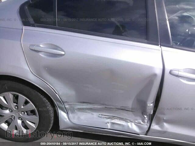 2012 Honda Civic - VIN: 2HGFB2F52CH325446 - Photo 6