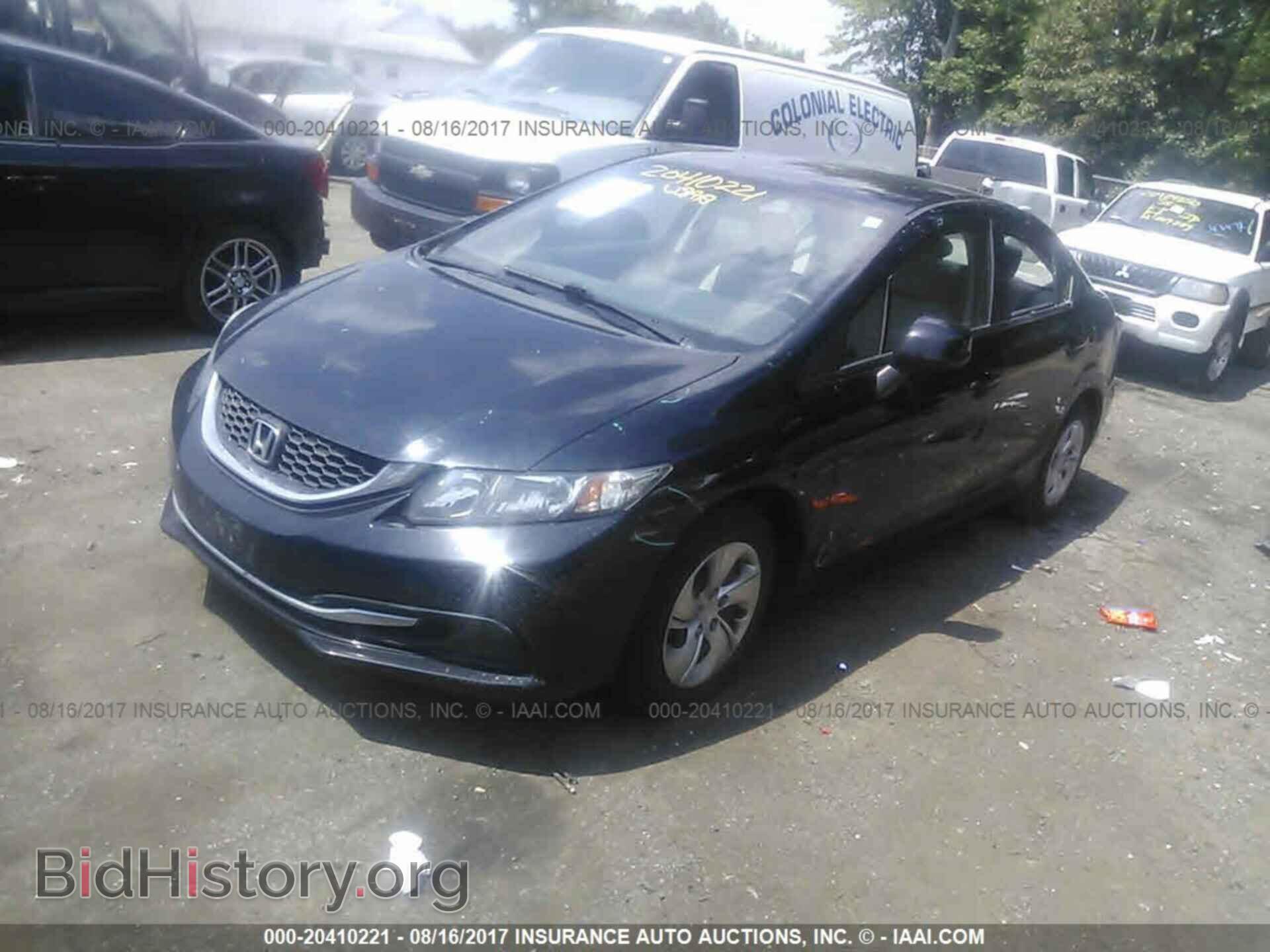 2013 Honda Civic - VIN: 19XFB2F57DE207467 - Photo 2