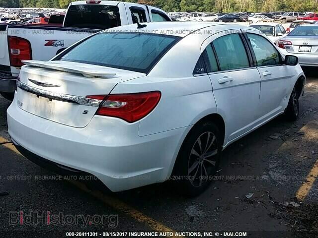 2013 Chrysler 200 - VIN: 1C3CCBBG0DN751784 - Photo 4