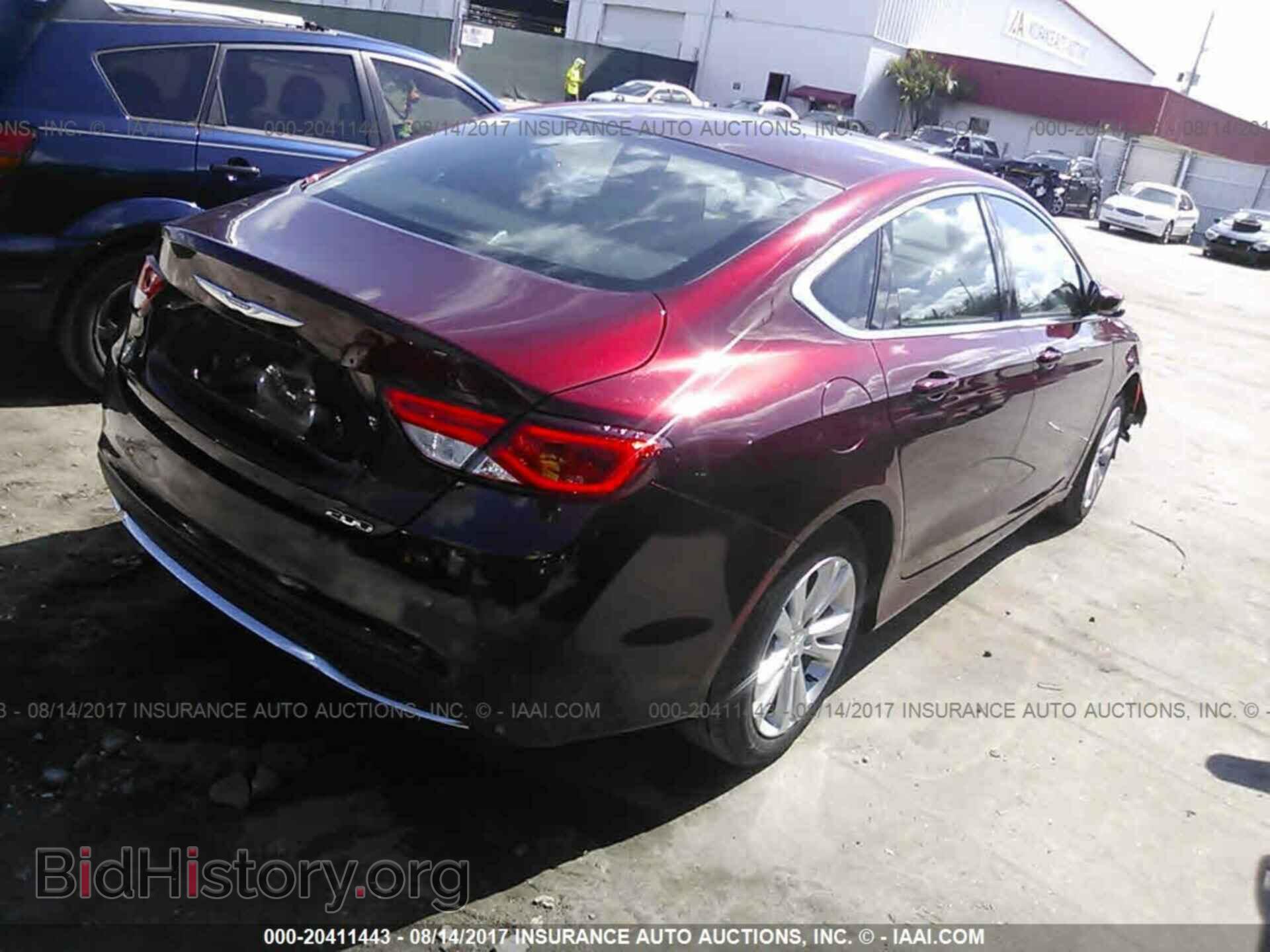 2016 Chrysler 200 - VIN: 1C3CCCAB2GN141398 - Photo 4