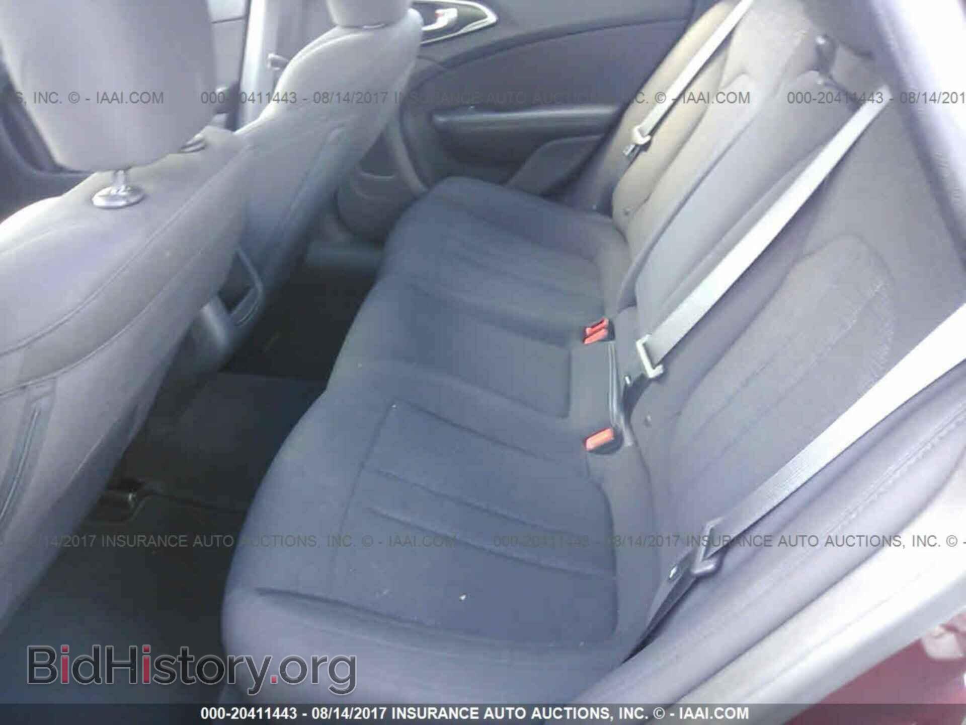 2016 Chrysler 200 - VIN: 1C3CCCAB2GN141398 - Photo 8