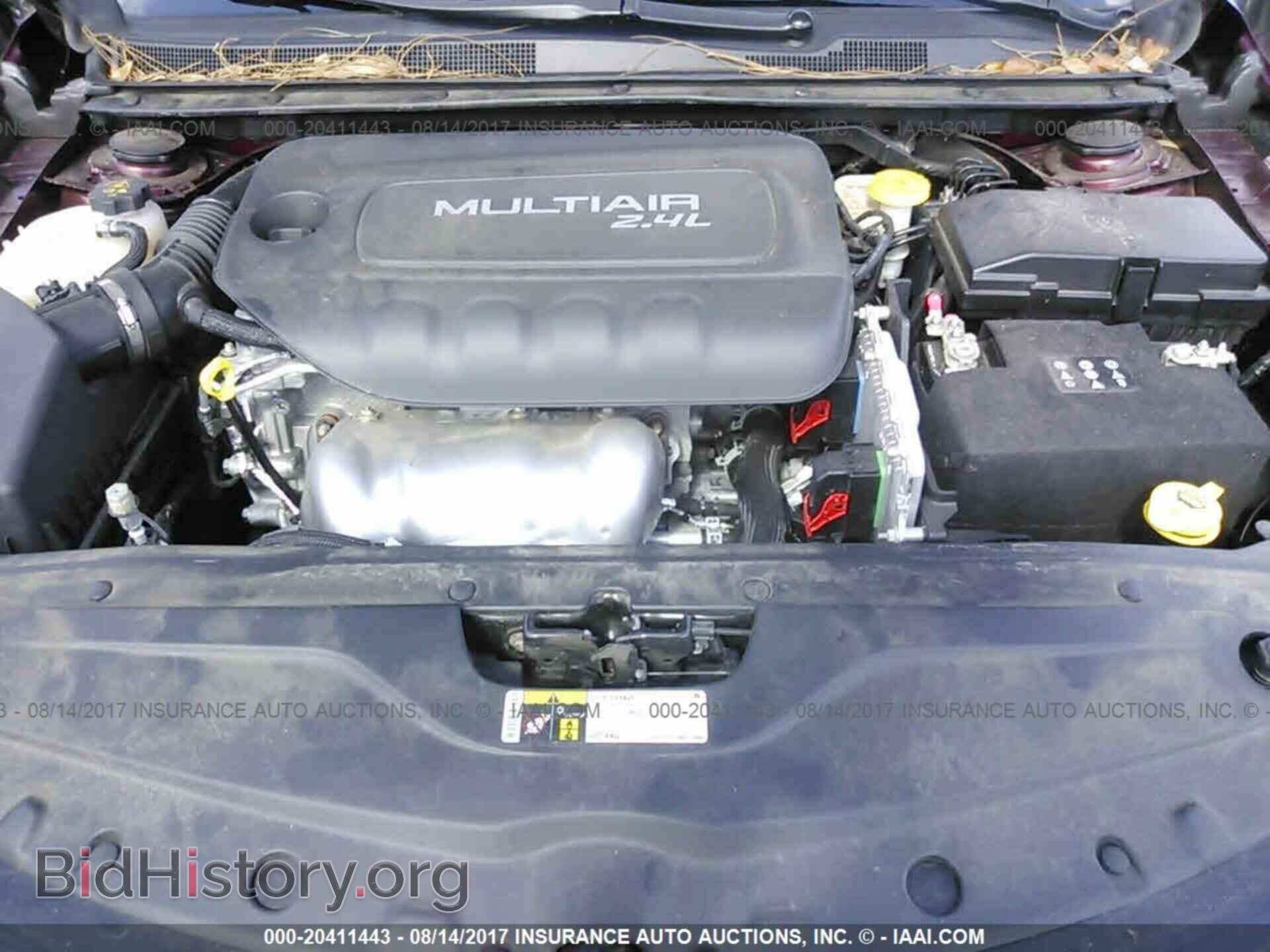 2016 Chrysler 200 - VIN: 1C3CCCAB2GN141398 - Photo 10