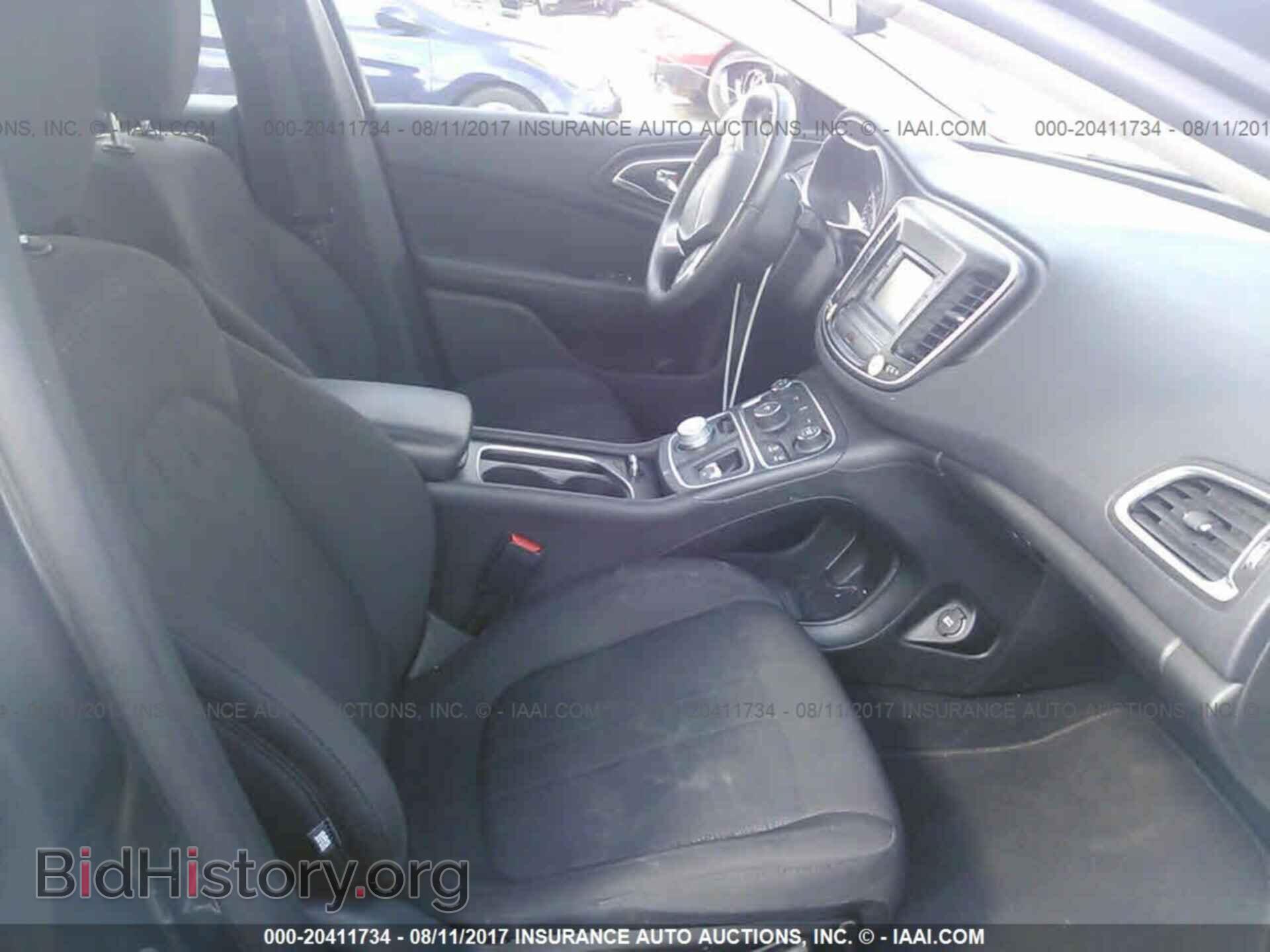 2016 Chrysler 200 - VIN: 1C3CCCAB0GN105659 - Фото 5