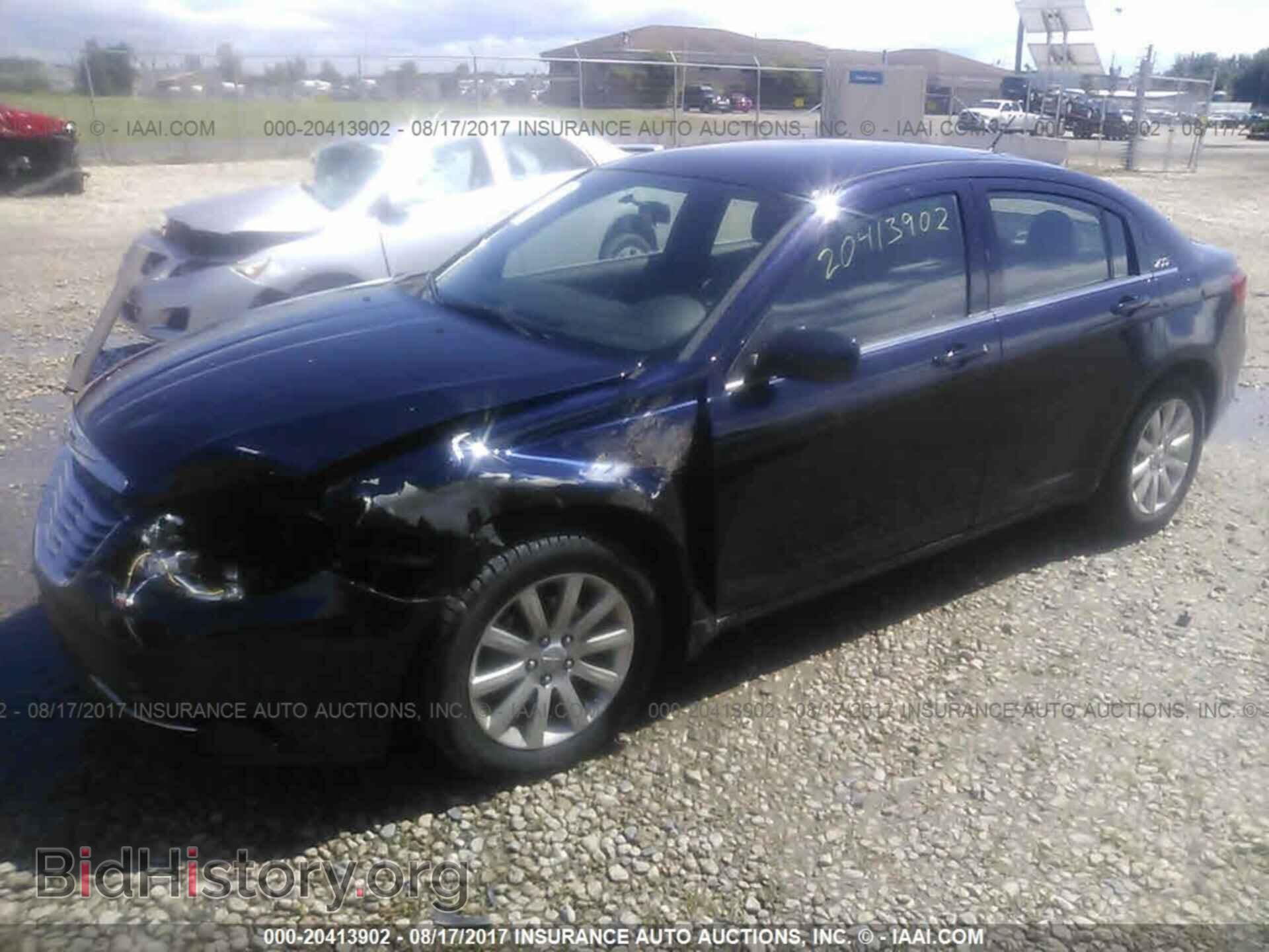 2012 Chrysler 200 - VIN: 1C3CCBBB9CN135875 - Photo 2