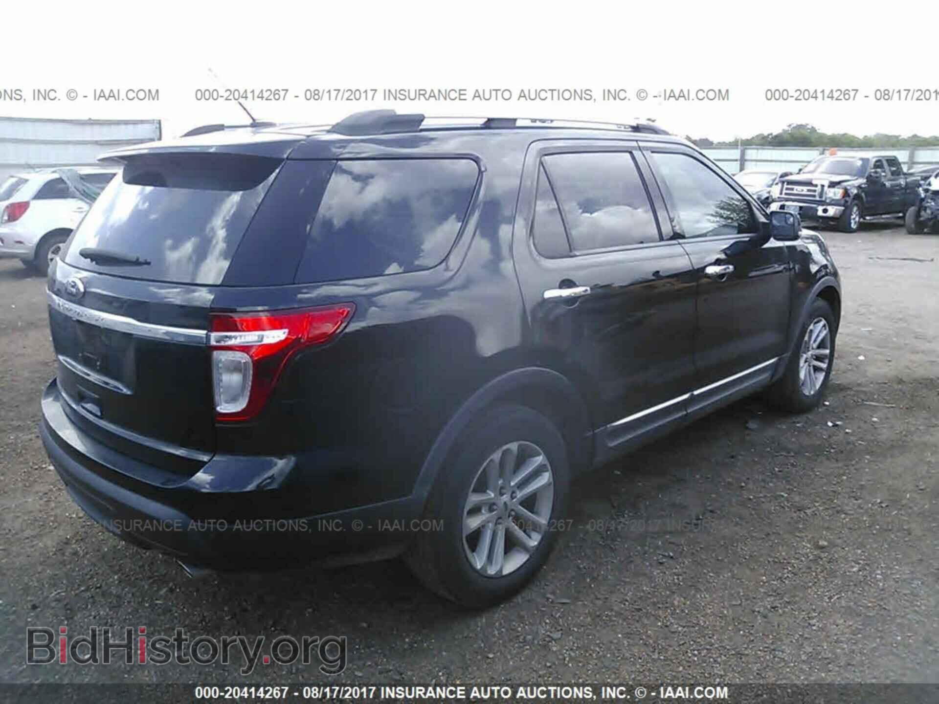 2012 Ford Explorer - VIN: 1FMHK7D80CGA07091 - Photo 4