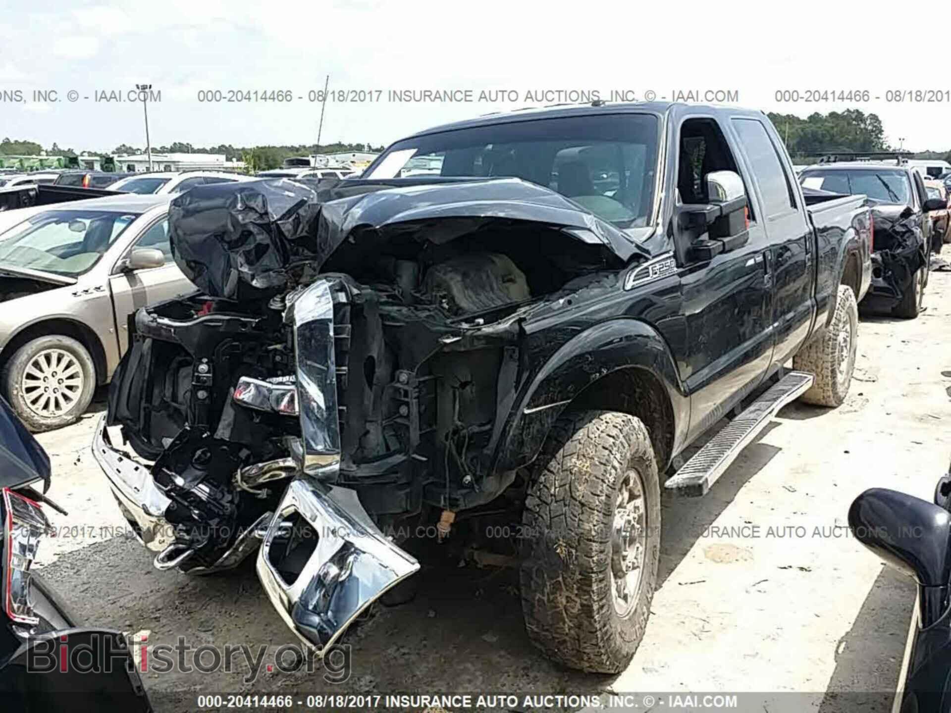 2013 Ford F250 - VIN: 1FT7W2B66DEA55667 - Фото 2