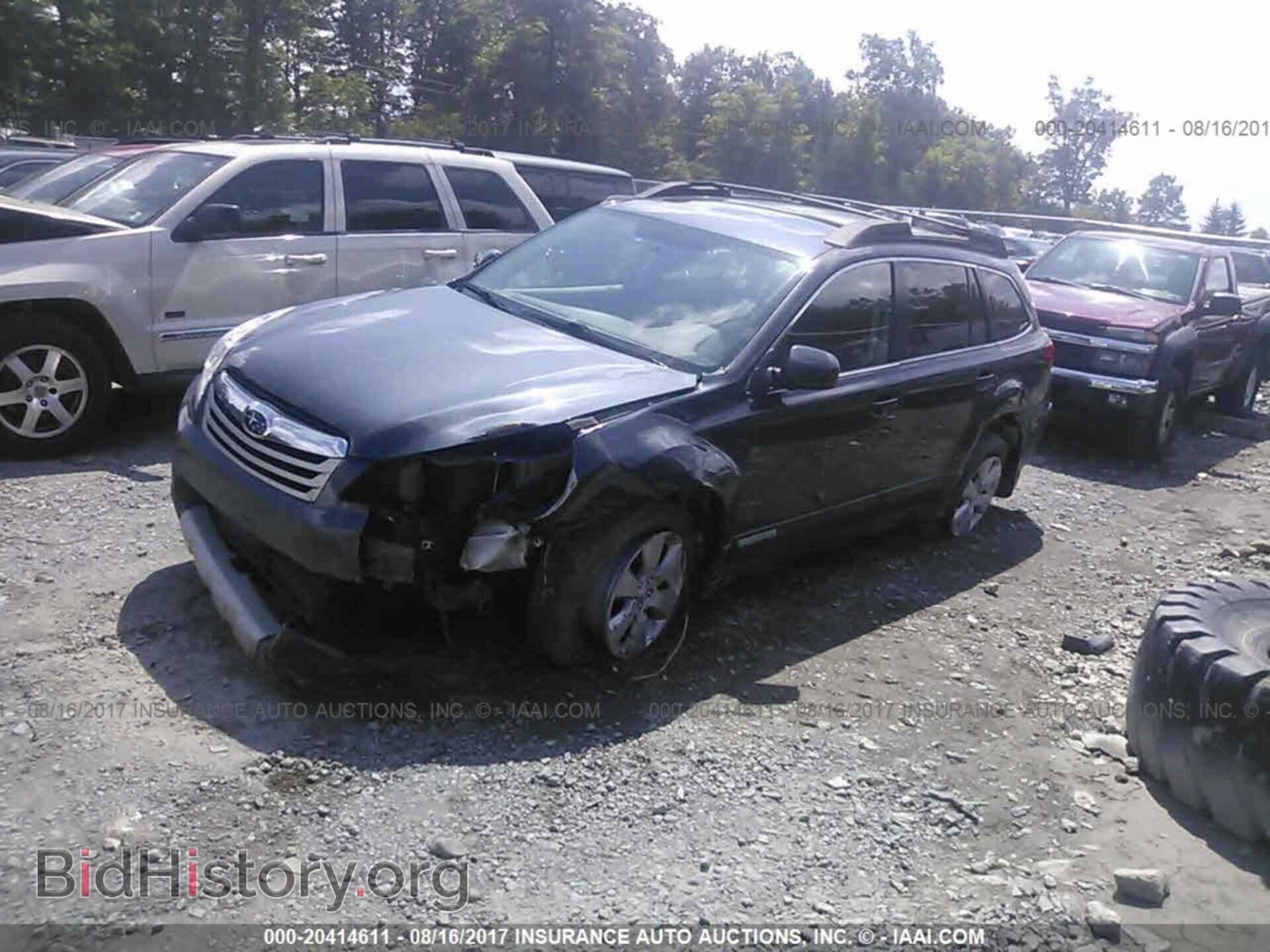 2012 Subaru Outback - VIN: 4S4BRGGC6C3222743 - Photo 2