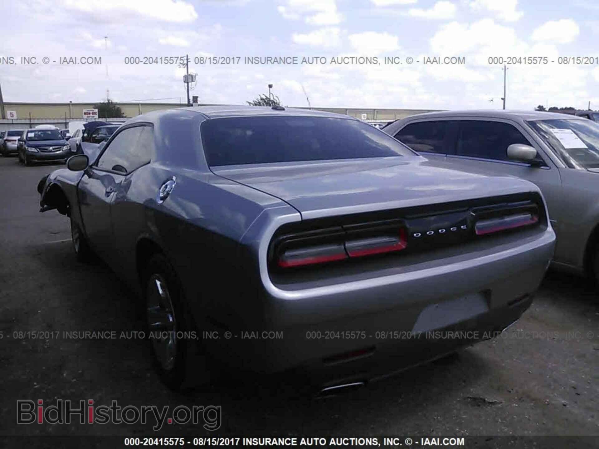 2016 Dodge Challenger - VIN: 2C3CDZAG1GH107599 - Фото 3