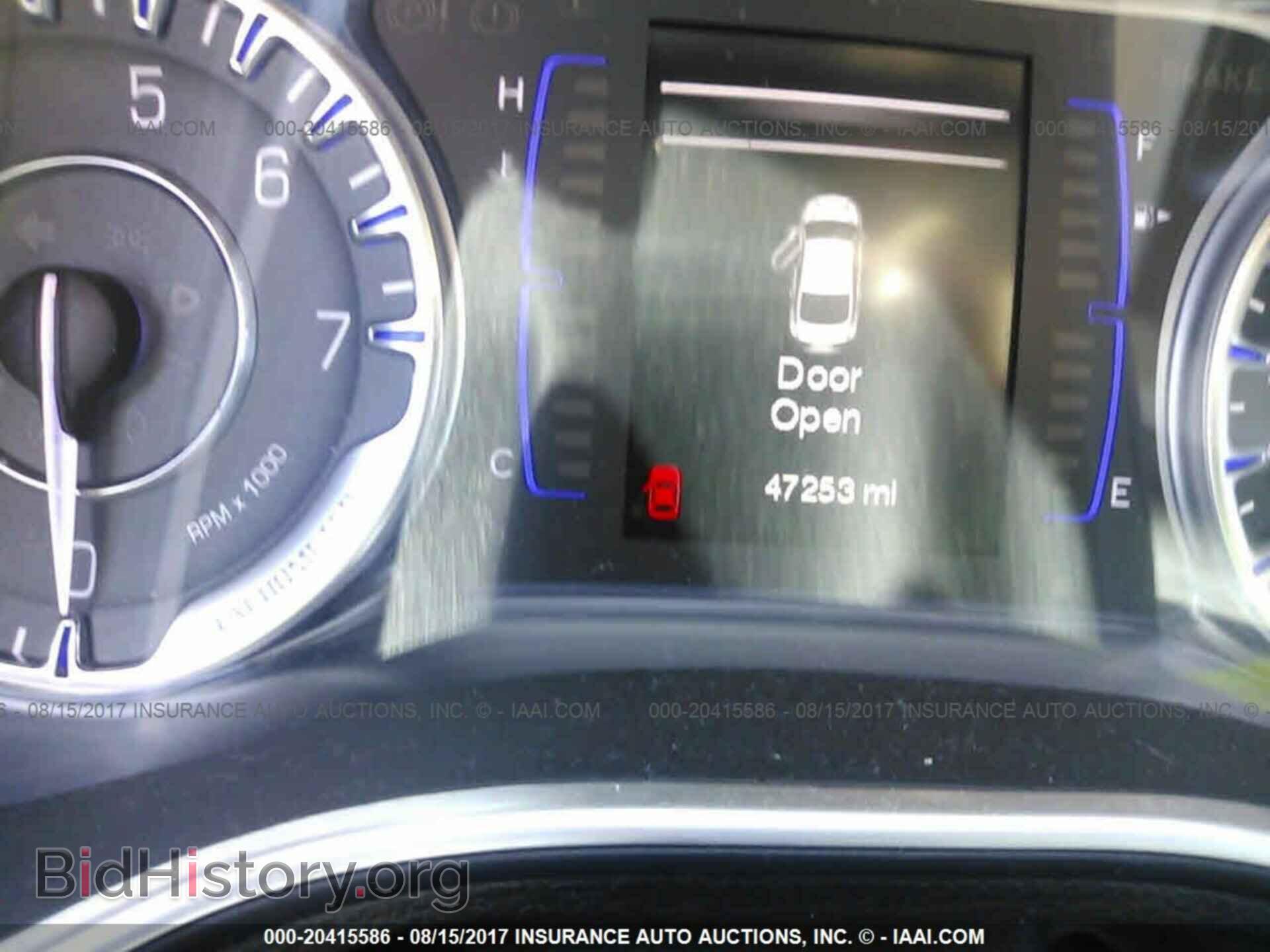 2015 Chrysler 200 - VIN: 1C3CCCAB3FN521056 - Photo 7
