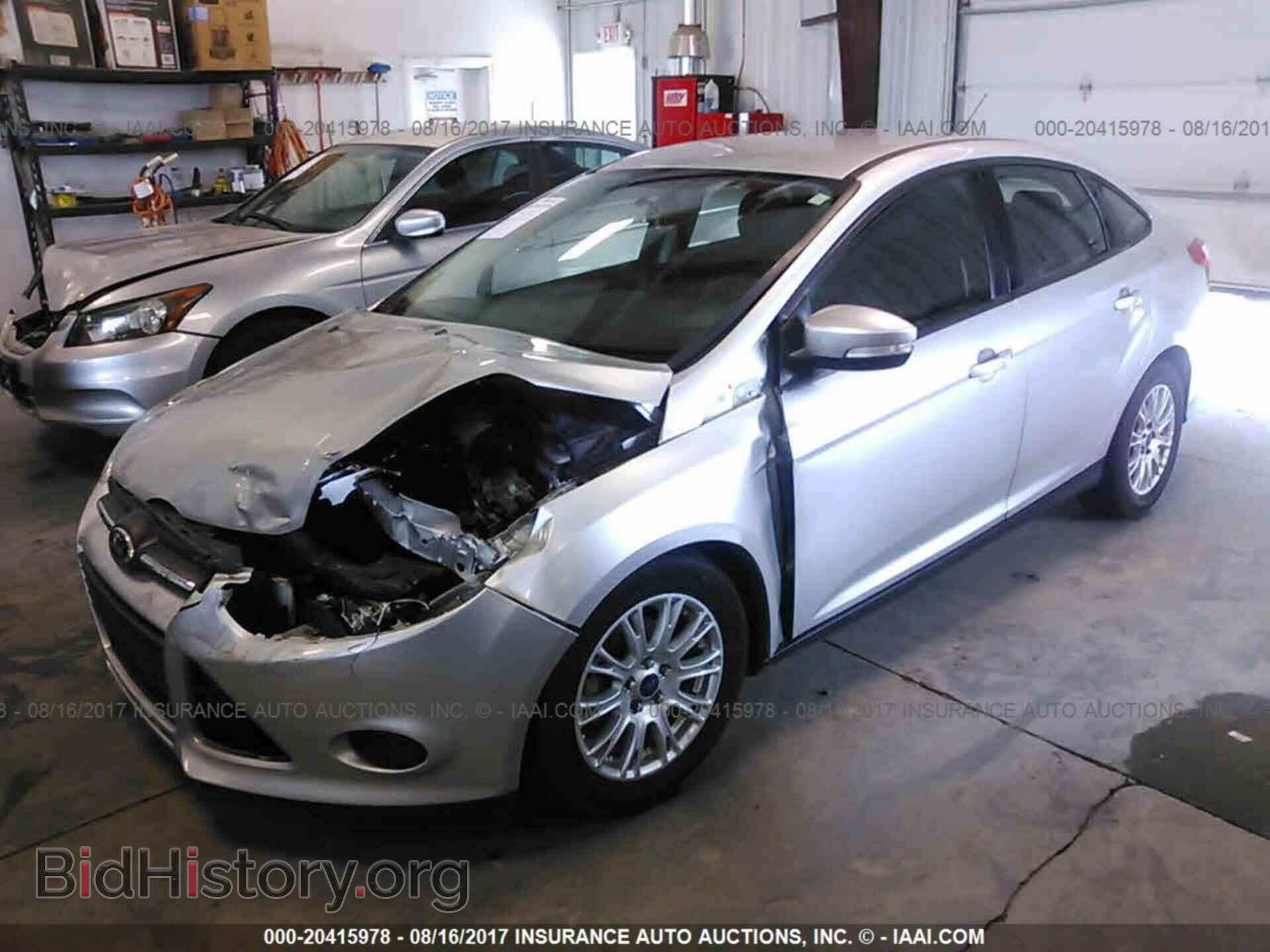 2014 Ford Focus - VIN: 1FADP3F29EL287616 - Photo 2