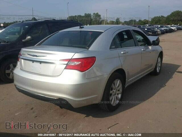2011 Chrysler 200 - VIN: 1C3BC1FB1BN625385 - Photo 4