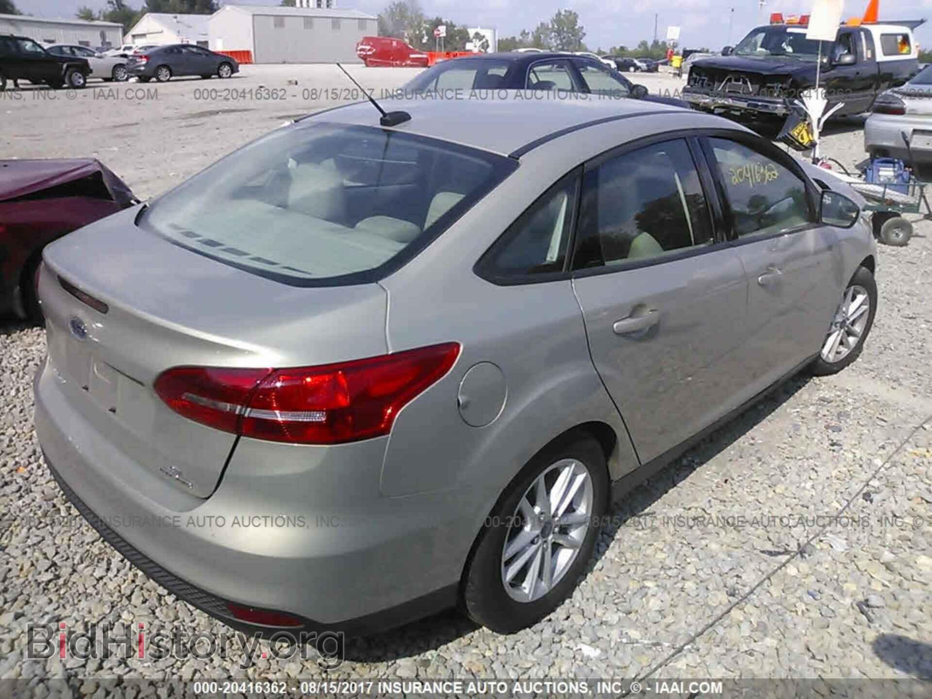 2015 Ford Focus - VIN: 1FADP3F29FL346990 - Фото 4