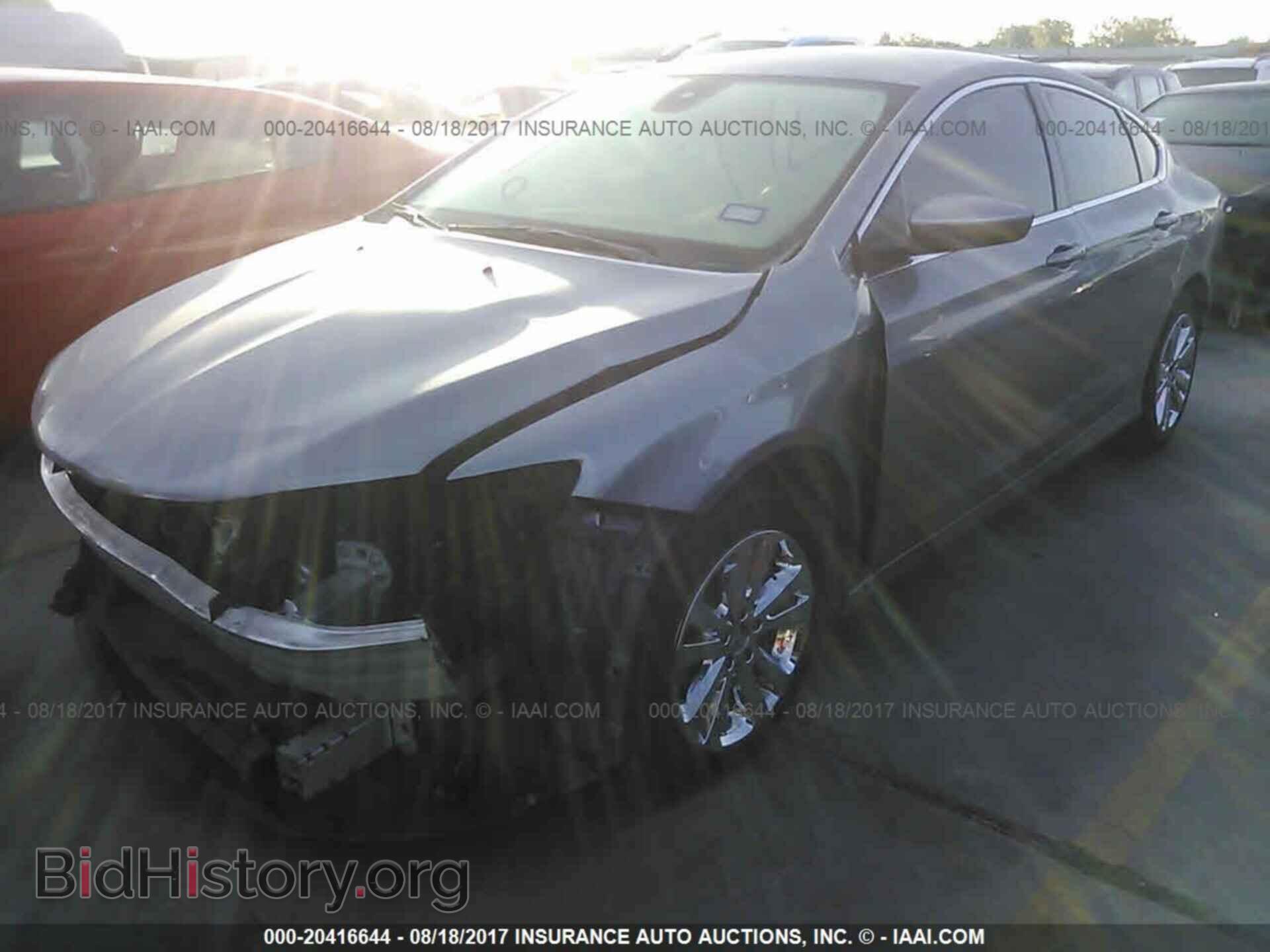 2015 Chrysler 200 - VIN: 1C3CCCAB2FN595374 - Photo 2