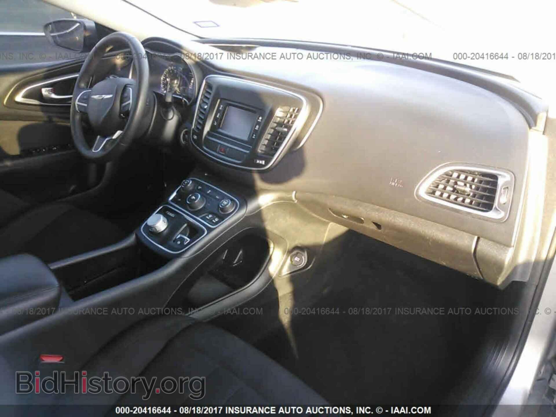 2015 Chrysler 200 - VIN: 1C3CCCAB2FN595374 - Photo 5